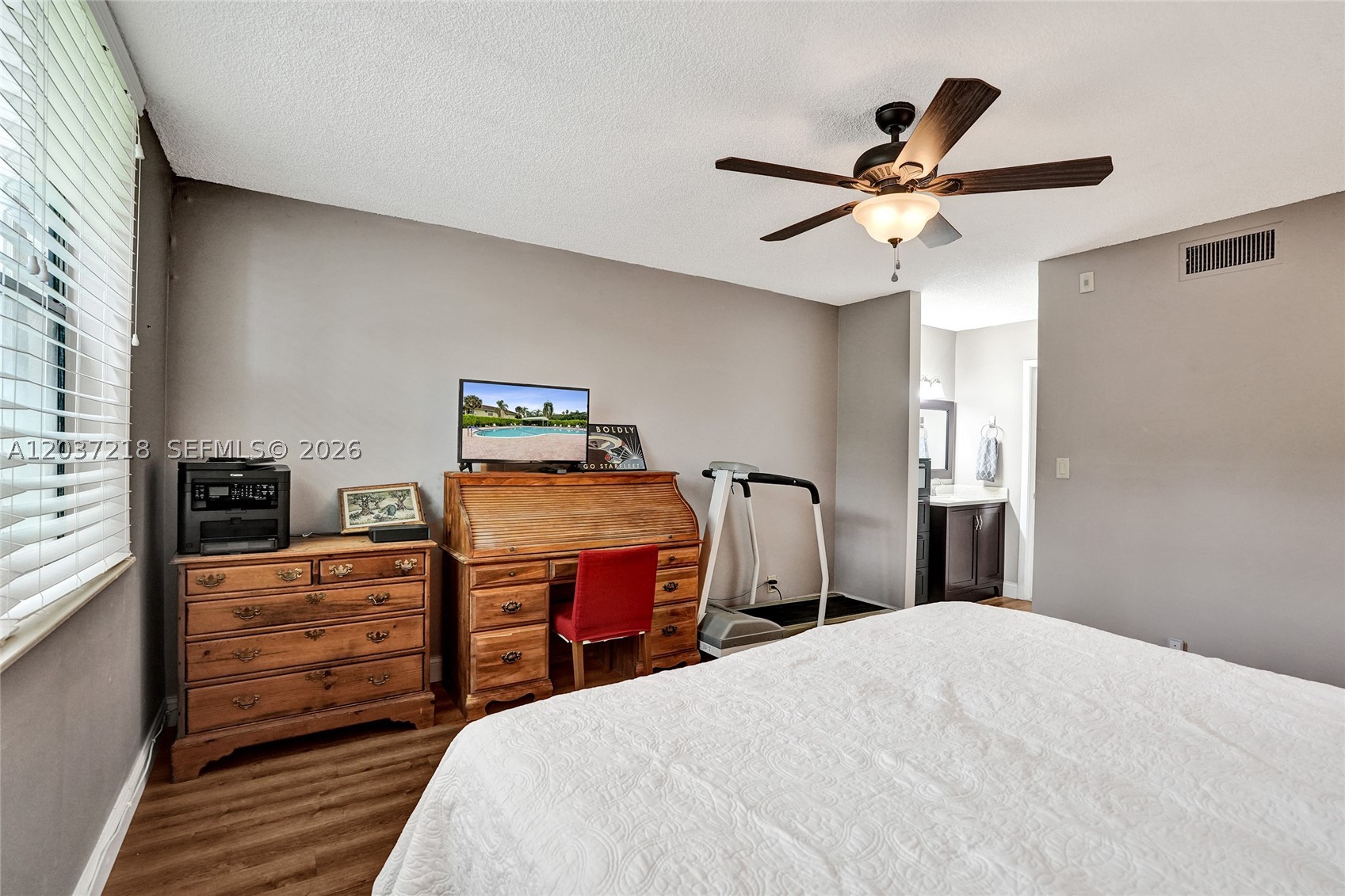 TOWNSHIP APPLEWOOD IV - Residential