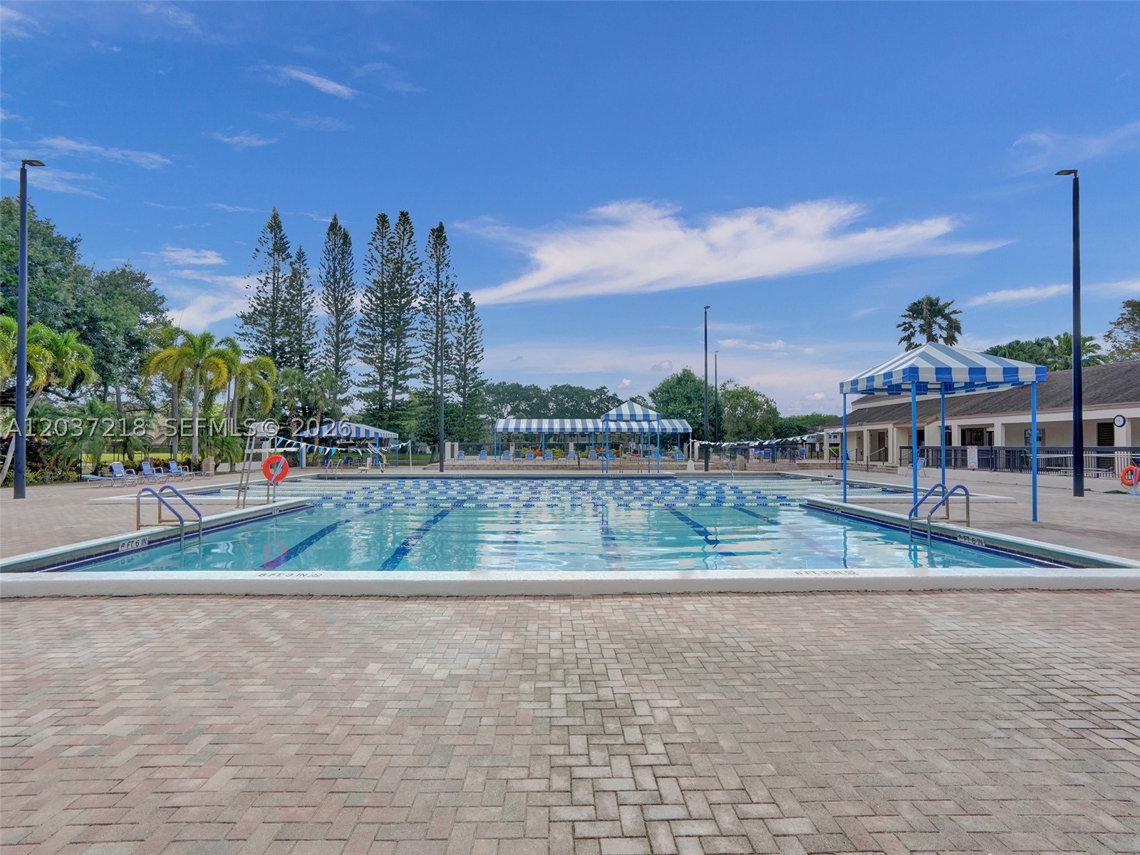 TOWNSHIP APPLEWOOD IV - Residential