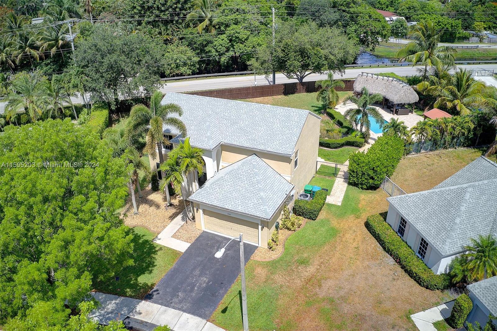 COOPERS GROVE - Residential