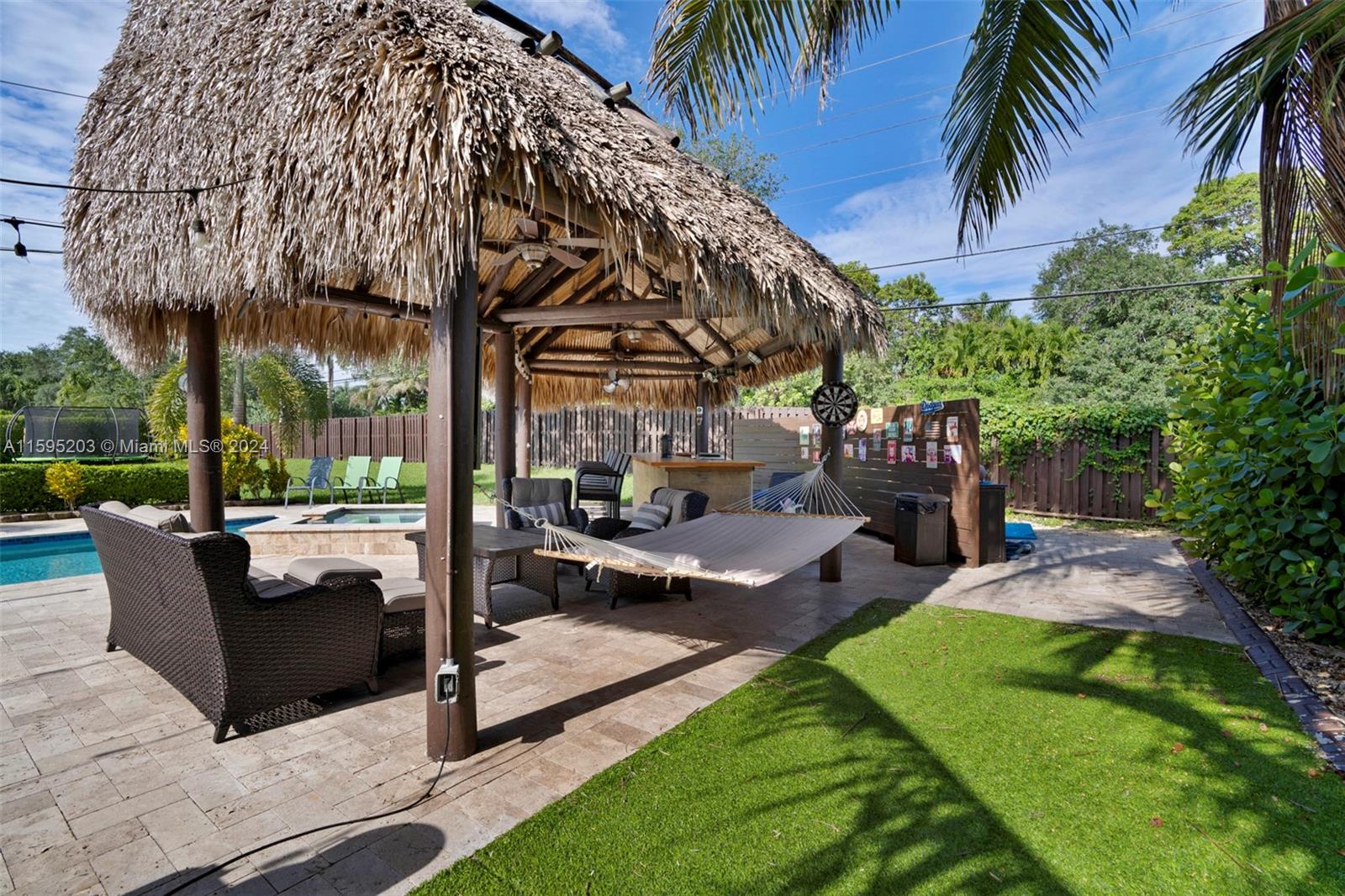 COOPERS GROVE - Residential
