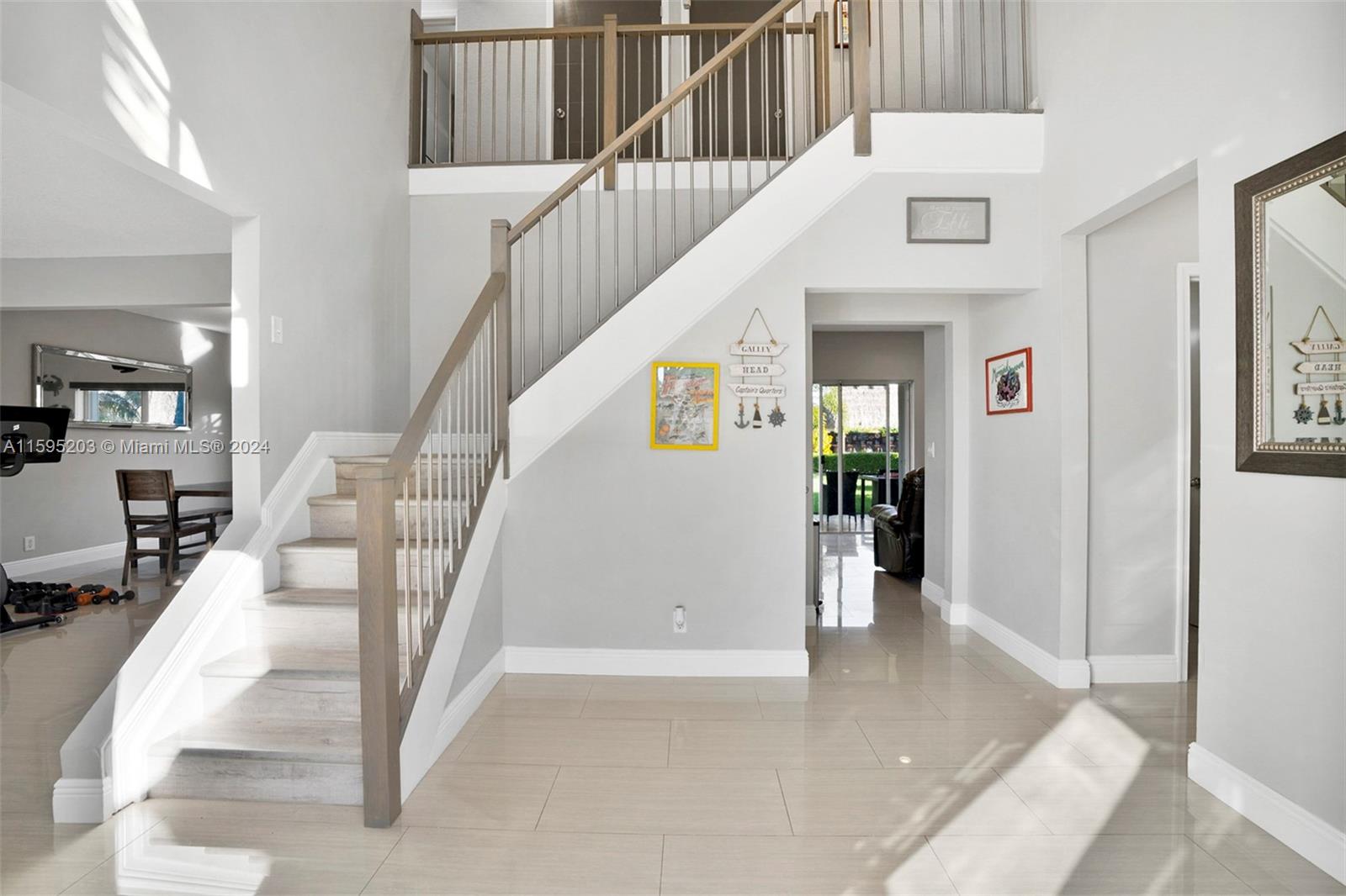 COOPERS GROVE - Residential