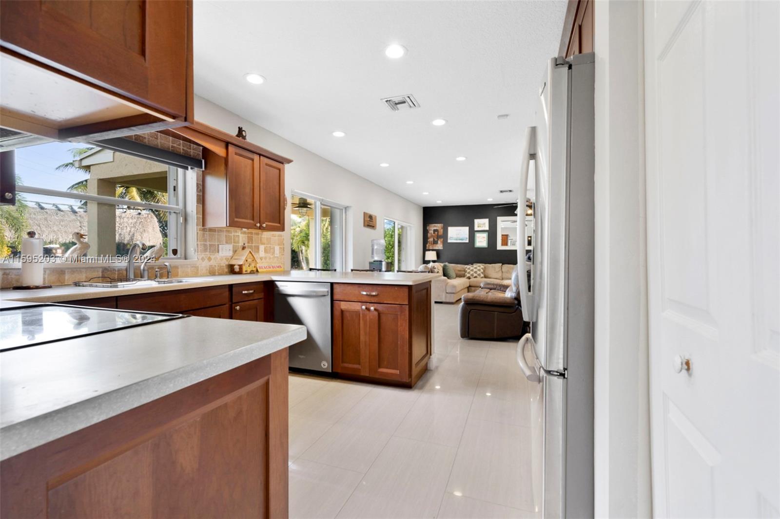 COOPERS GROVE - Residential