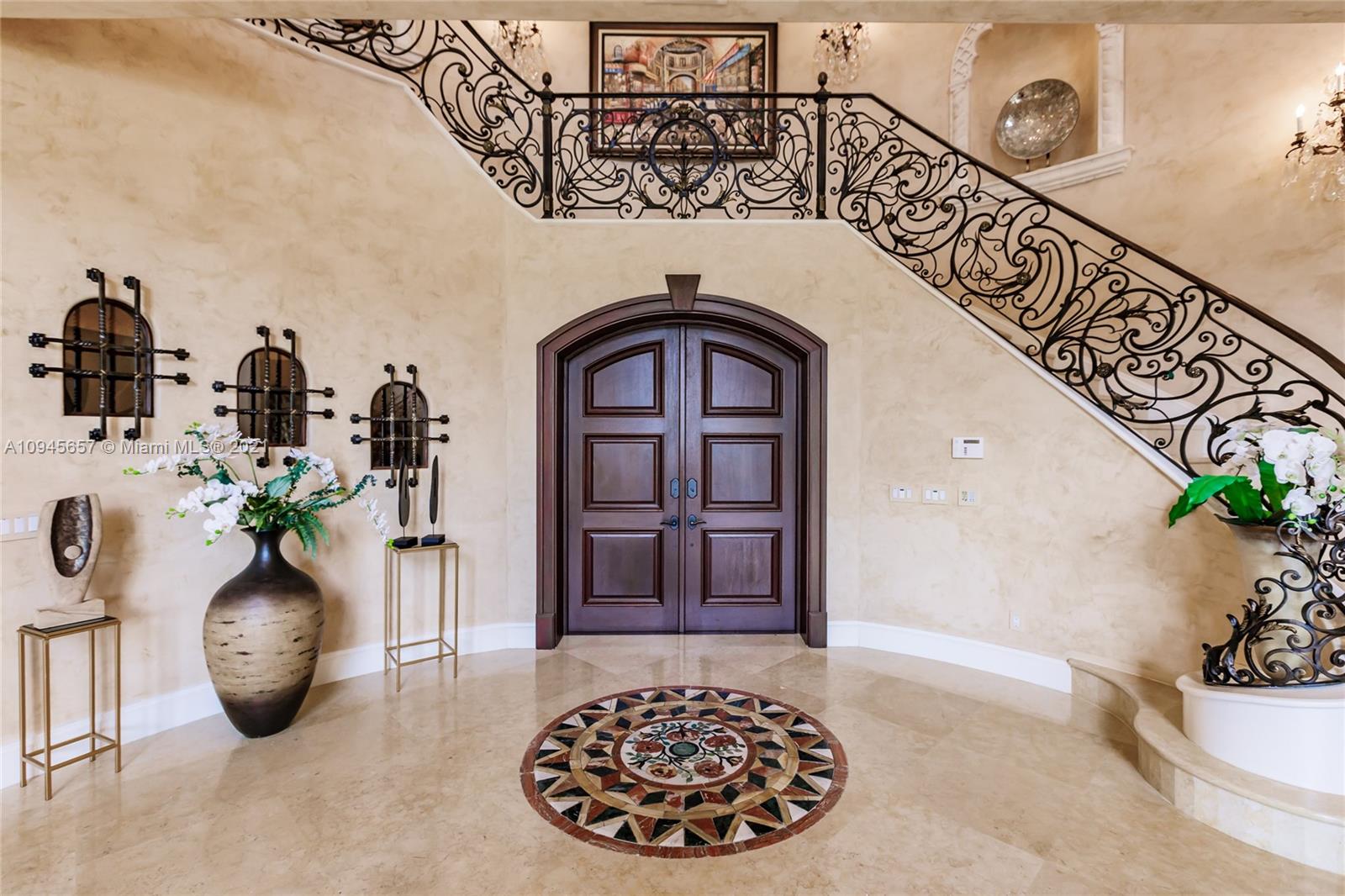 CORAL ISLES - Residential