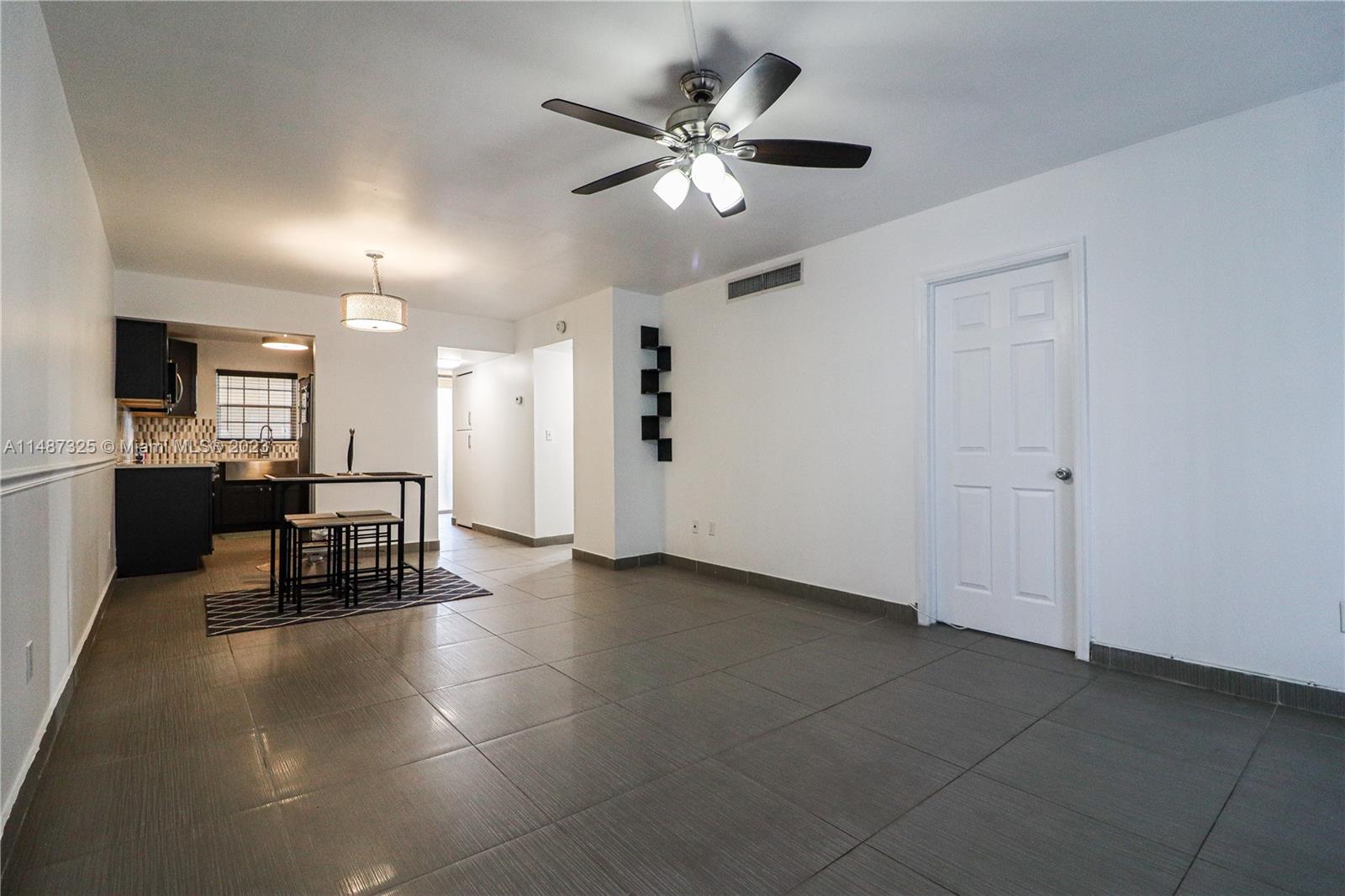 FRENCH VILLAS CONDO - Residential Lease
