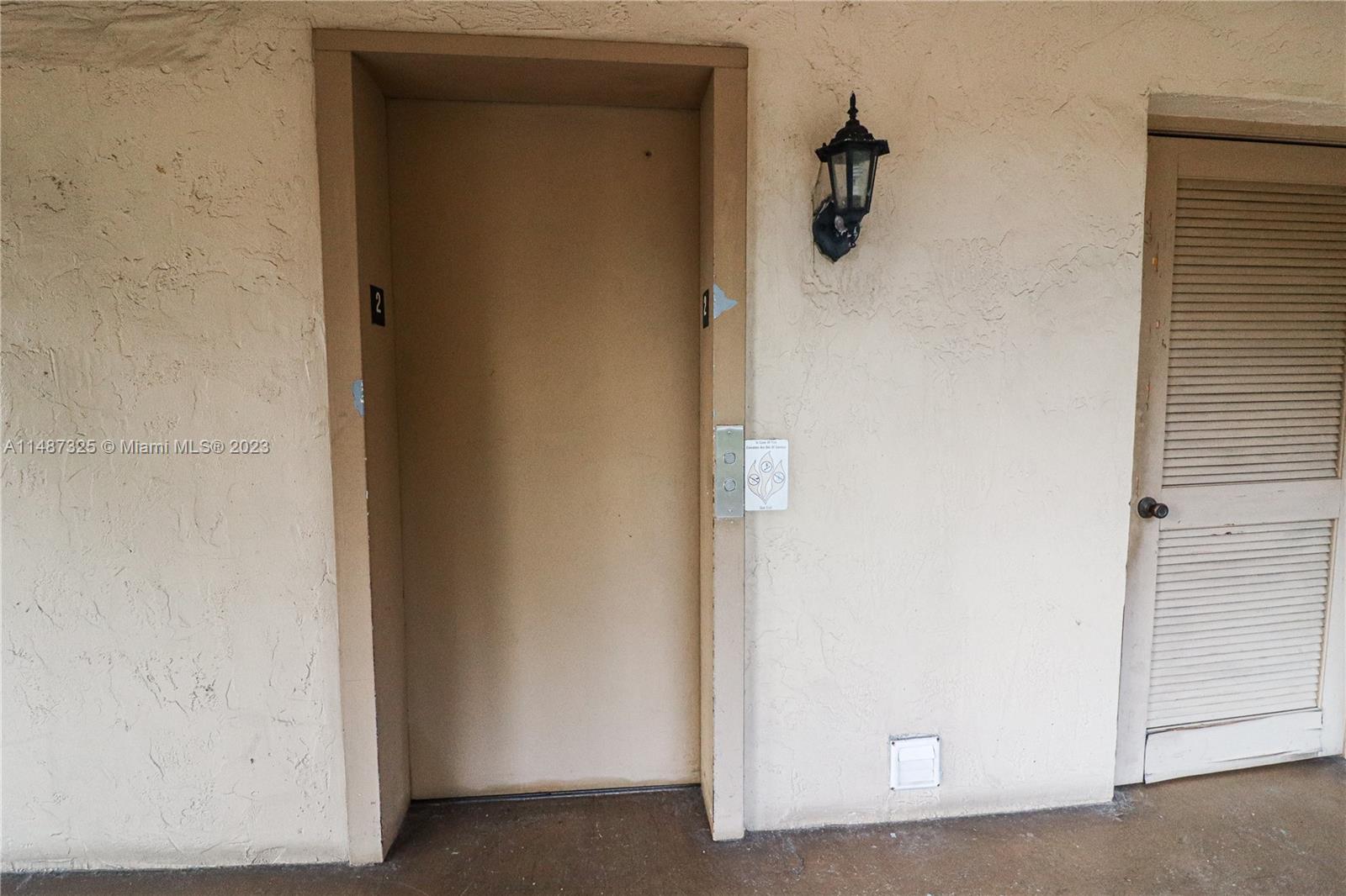 FRENCH VILLAS CONDO - Residential Lease