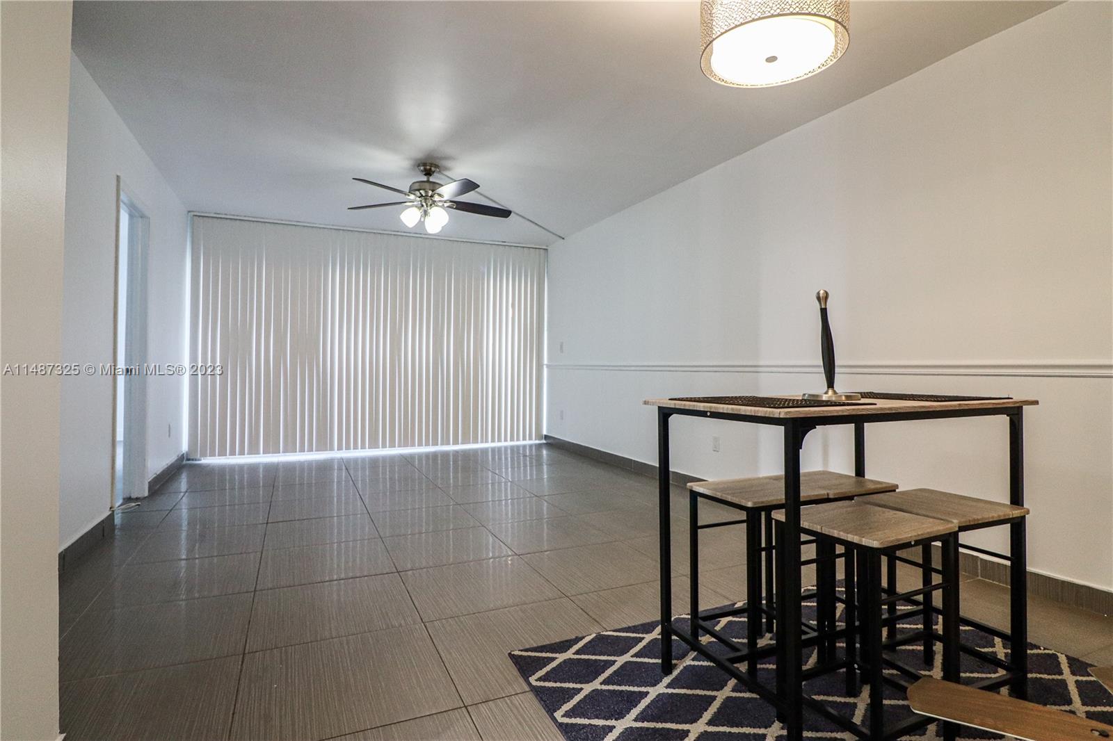FRENCH VILLAS CONDO - Residential Lease
