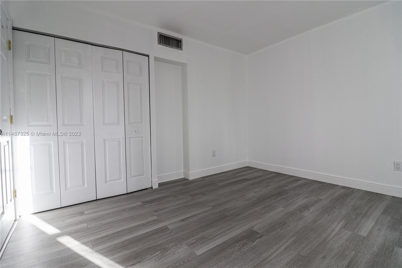 FRENCH VILLAS CONDO - Residential Lease