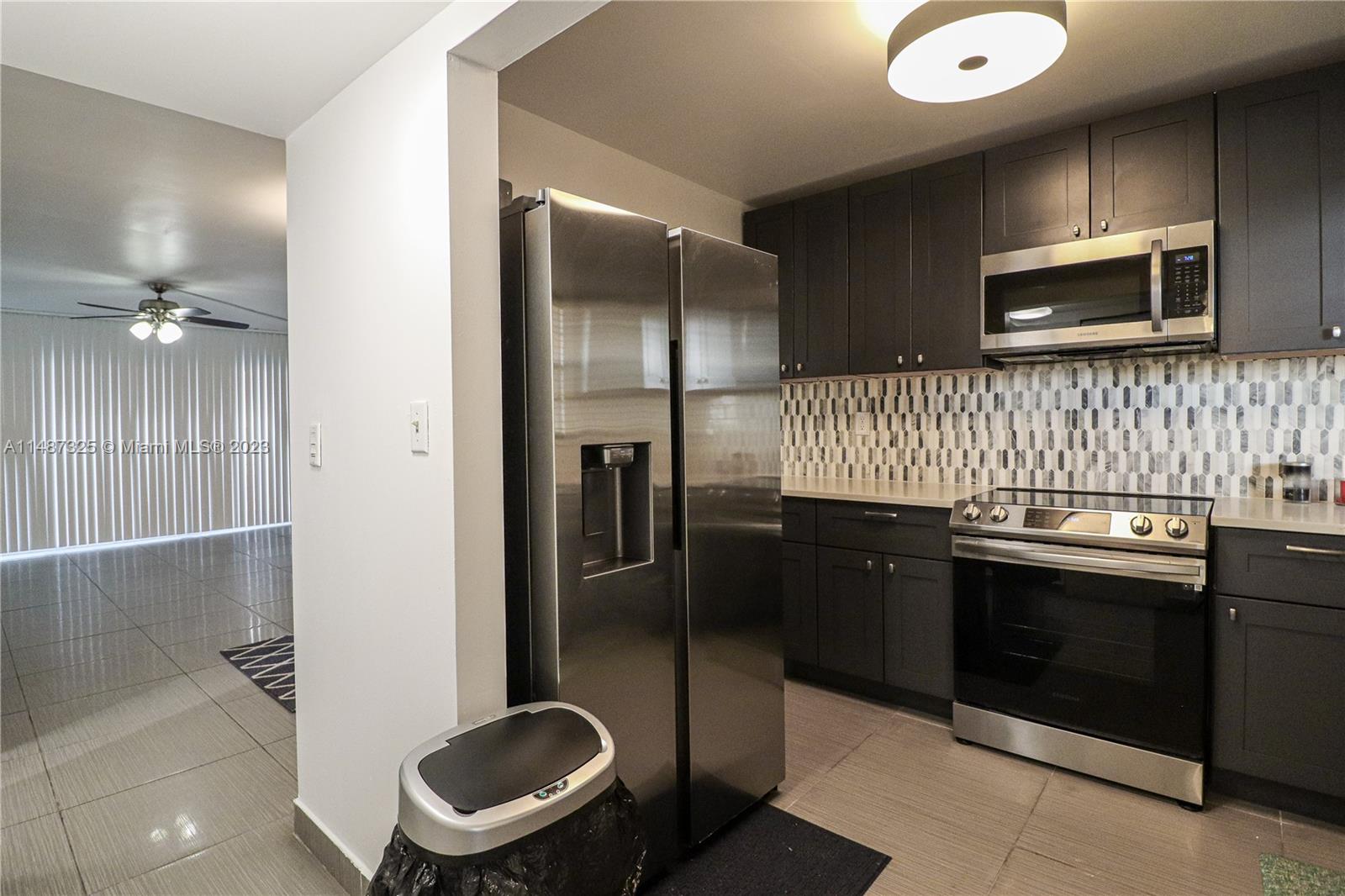 FRENCH VILLAS CONDO - Residential Lease