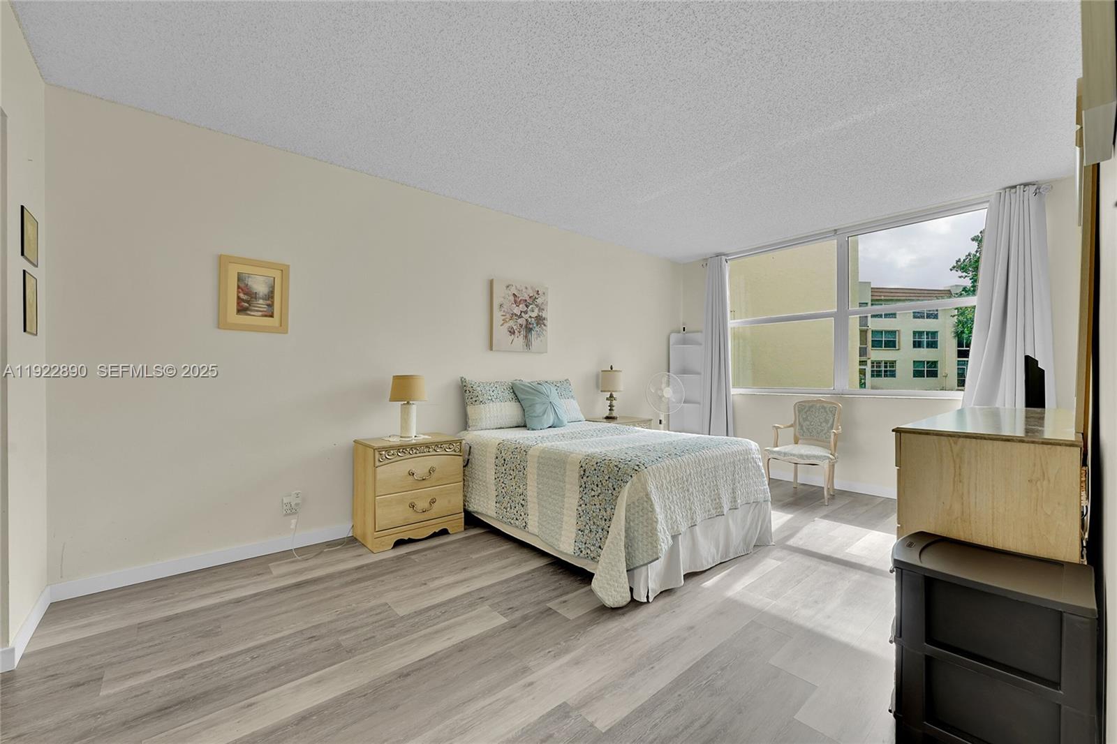 ROYAL PARK GARDENS III-H - Residential