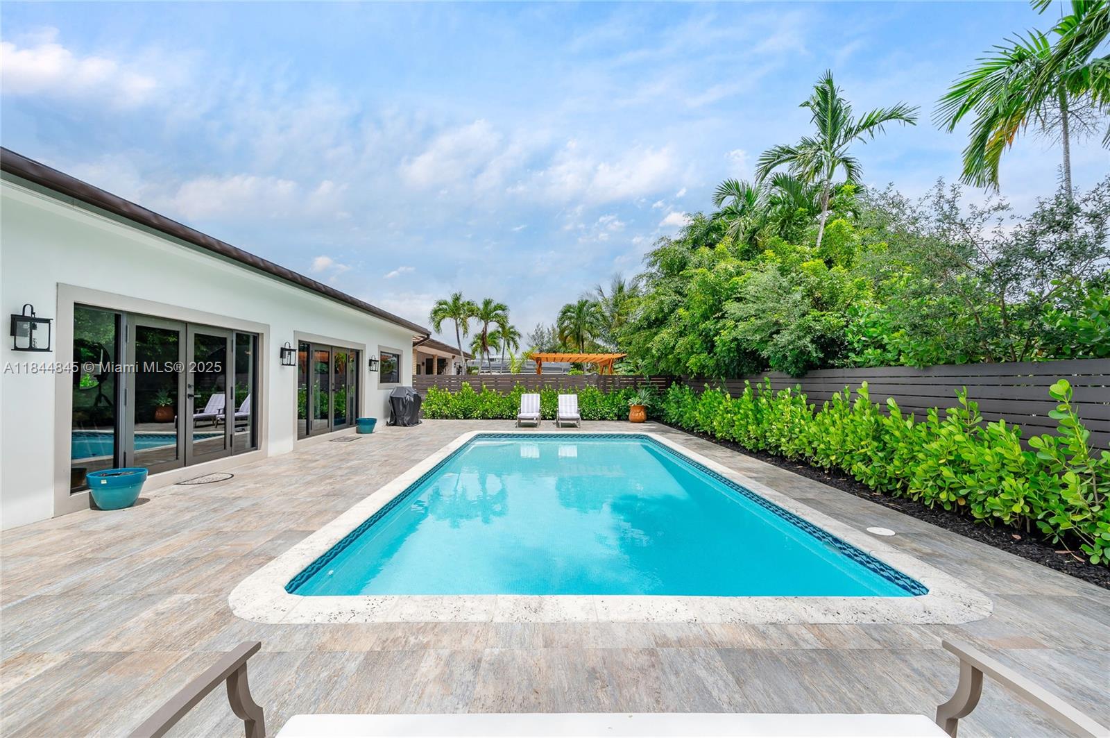 PL 1 OF EAST SPRINGS - Residential