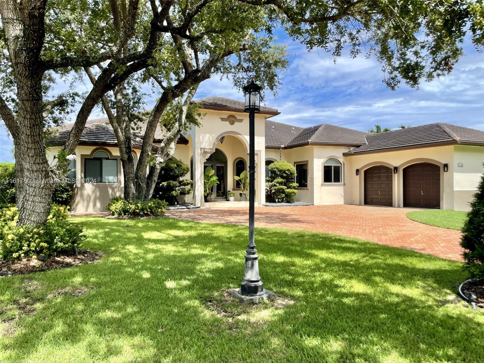 KNOWLES ESTS - Residential