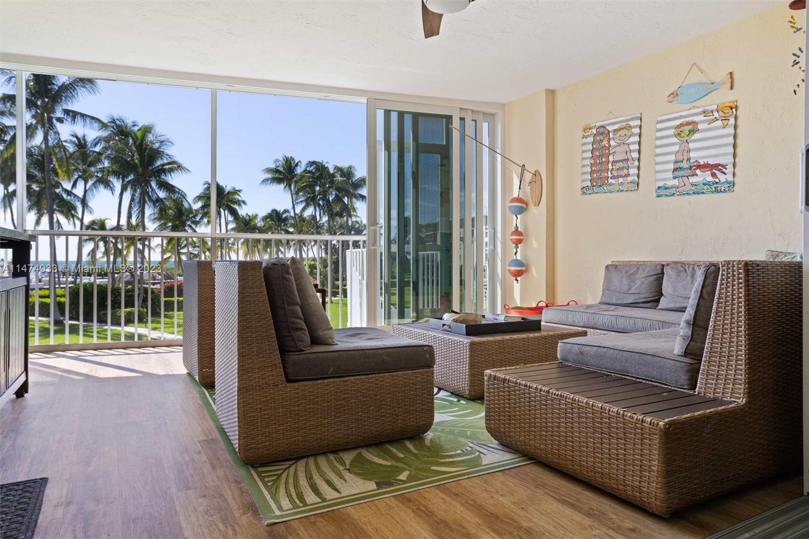 OCEAN HARBOUR - Residential