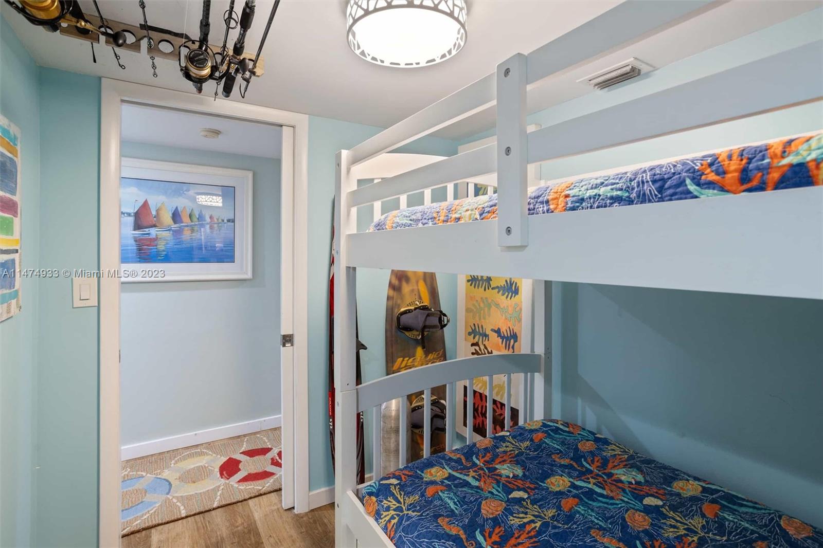 OCEAN HARBOUR - Residential