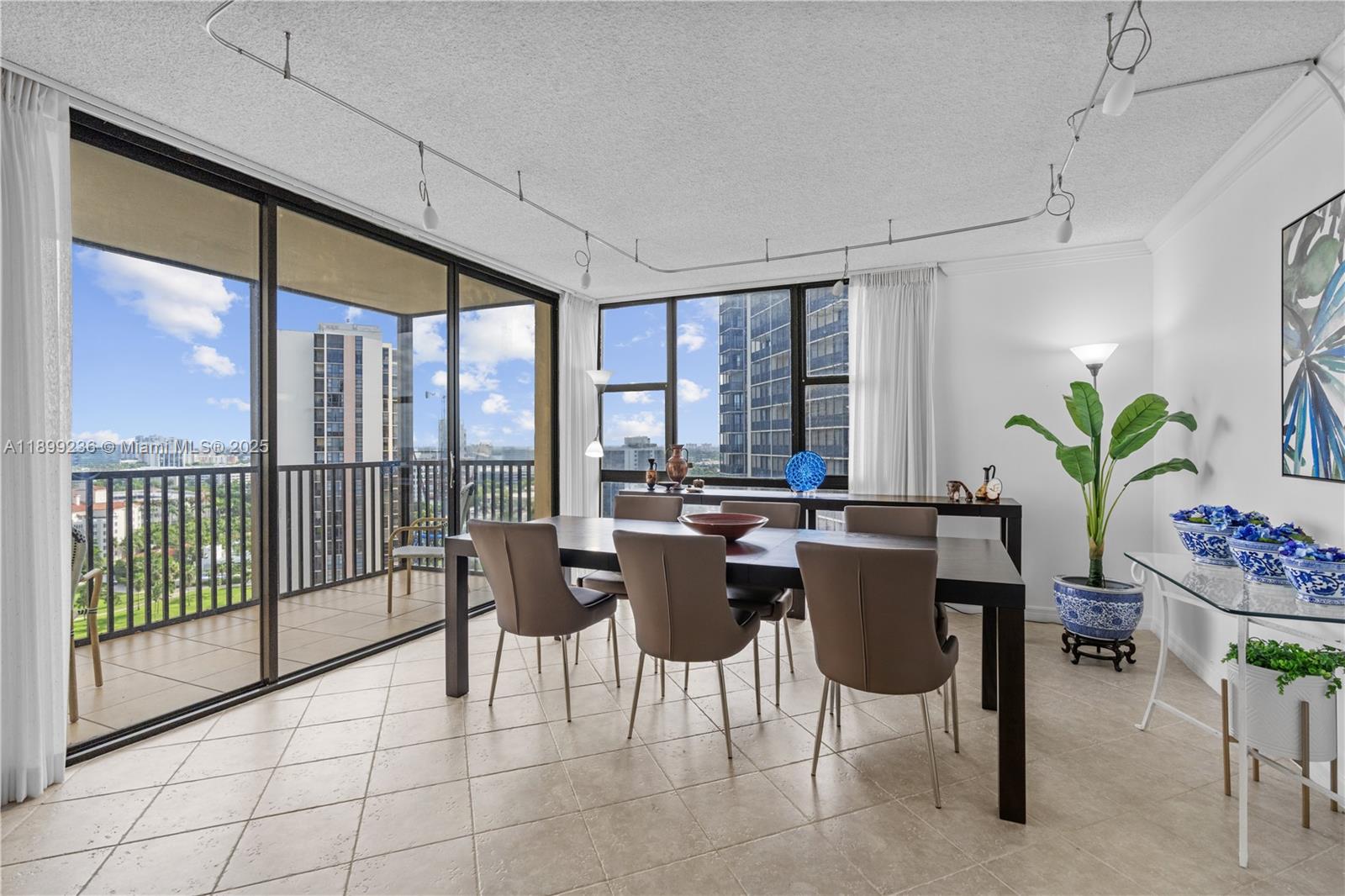 CORONADO CONDO- TOWER III - Residential
