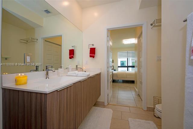 URBANA AT THE RESIDENCES C - Residential