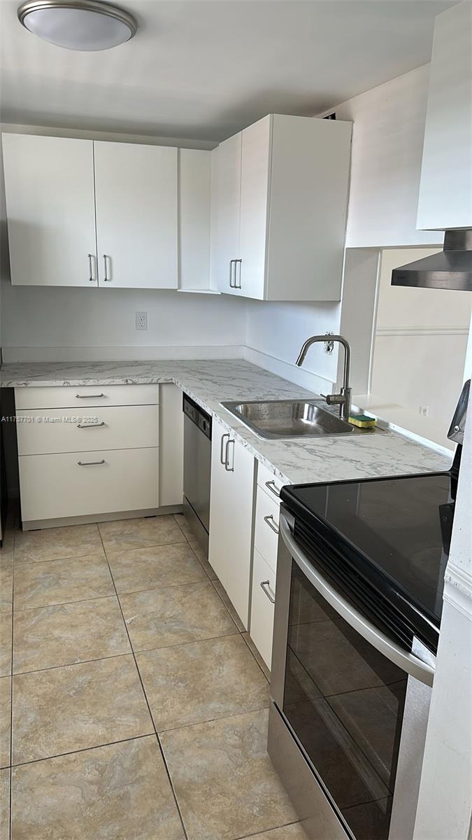 BROOKFIELD SQUARE CONDO - Residential Lease