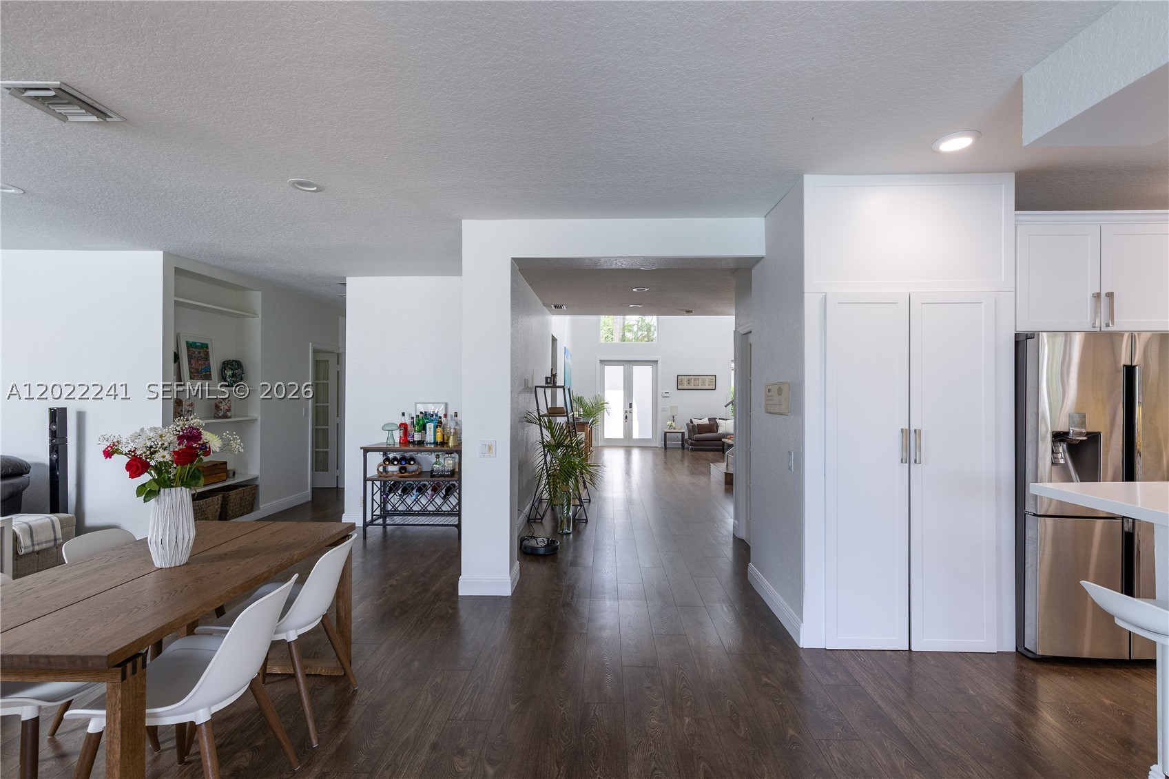 WESTON HILLS - Residential