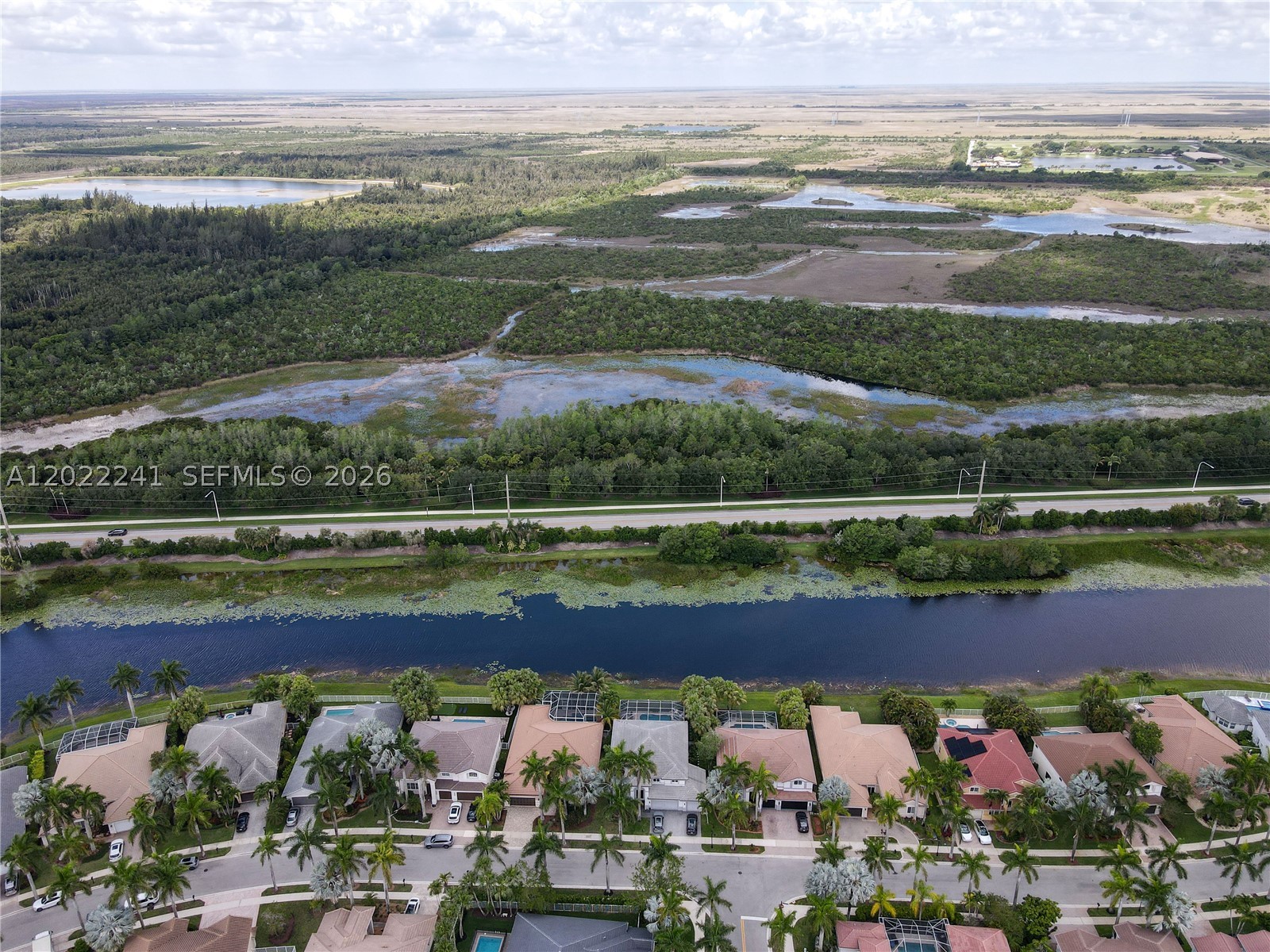 WESTON HILLS - Residential