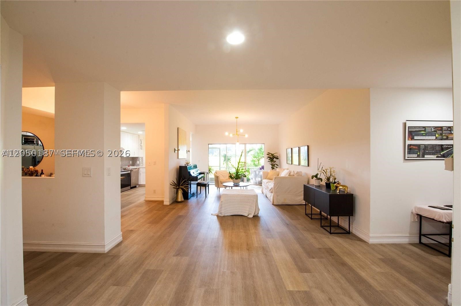 CALIFORNIA COURTS CONDO - Residential