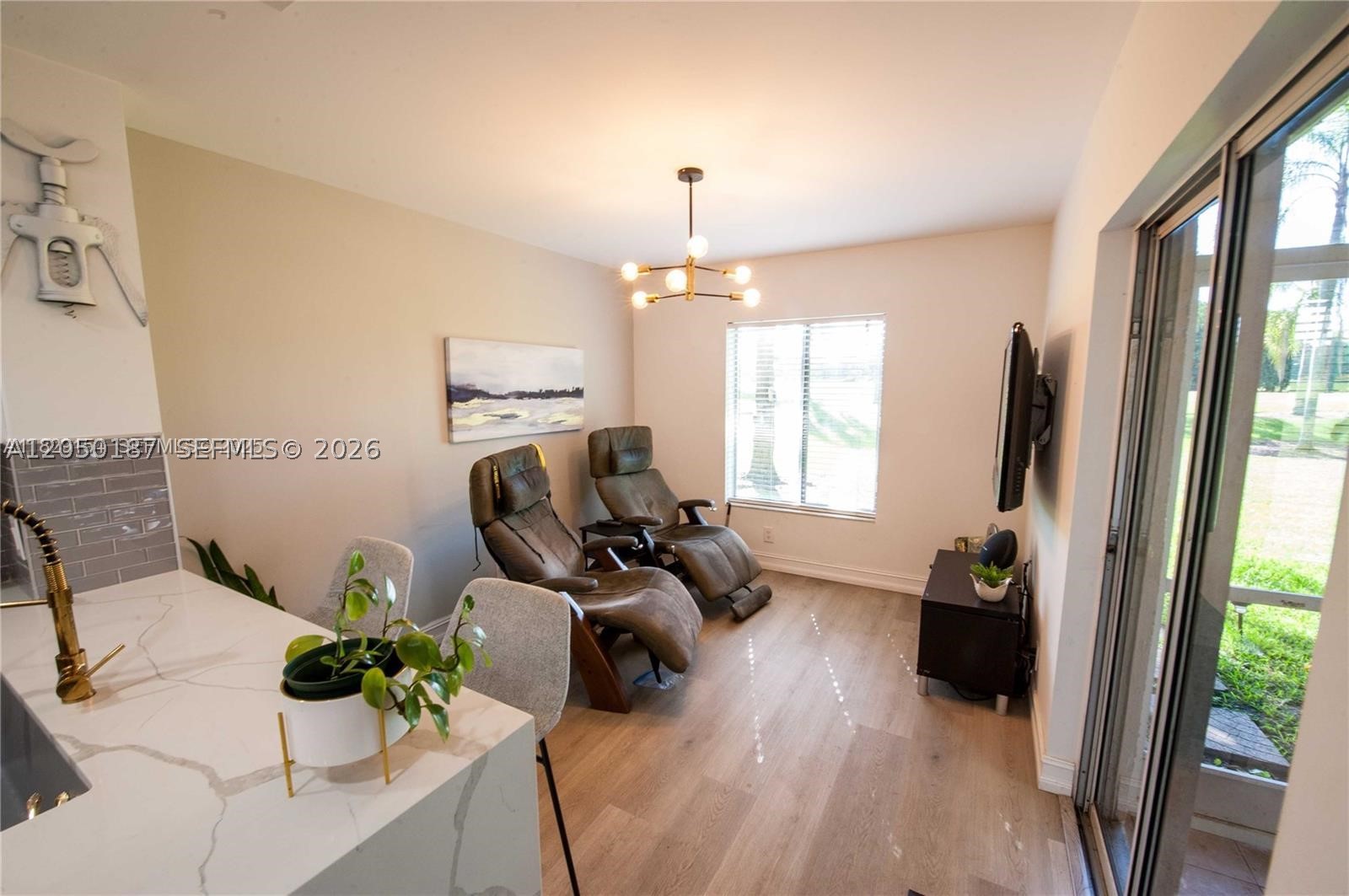 CALIFORNIA COURTS CONDO - Residential