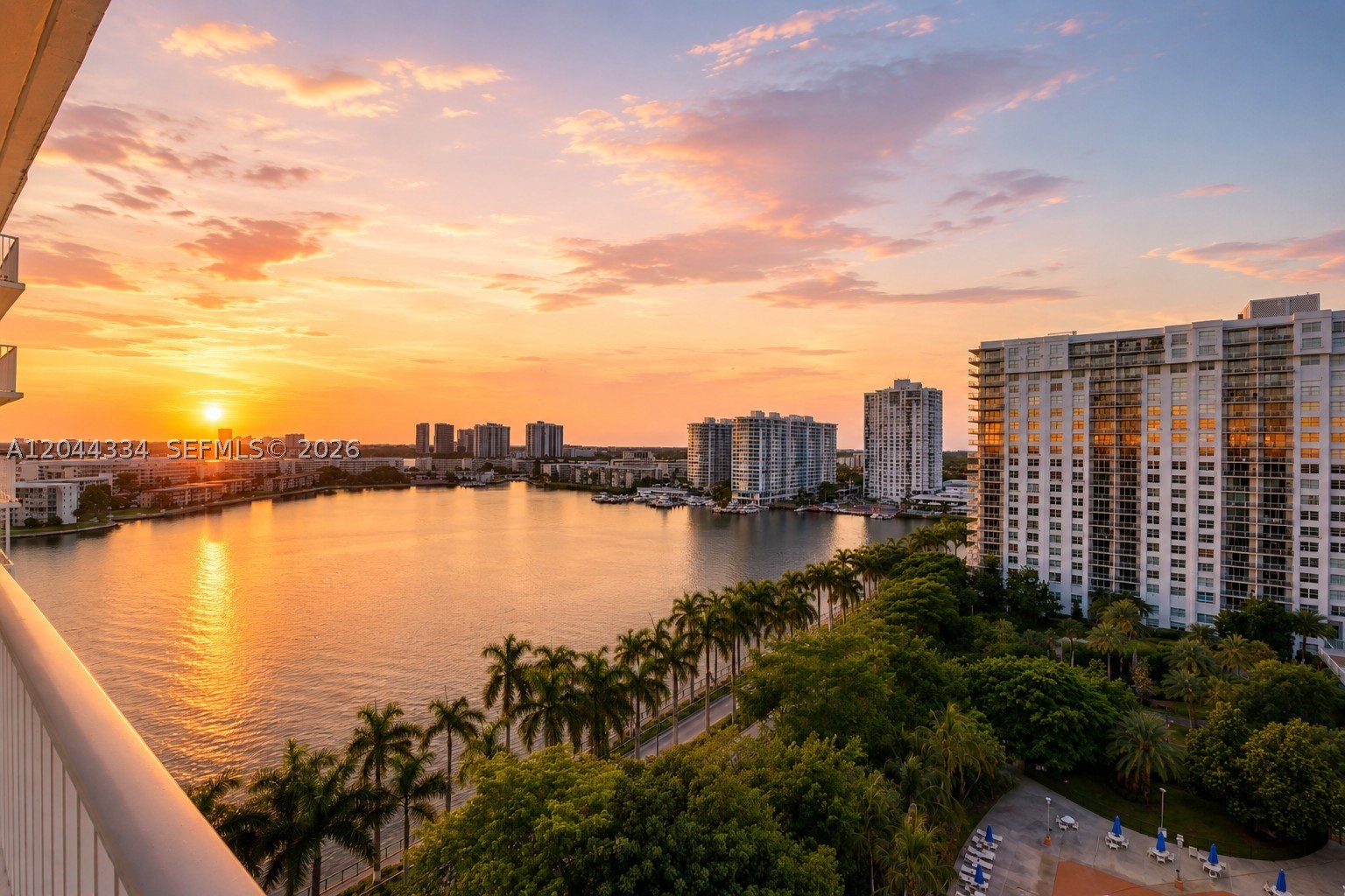 ADMIRALS PORT CONDO WEST - Residential