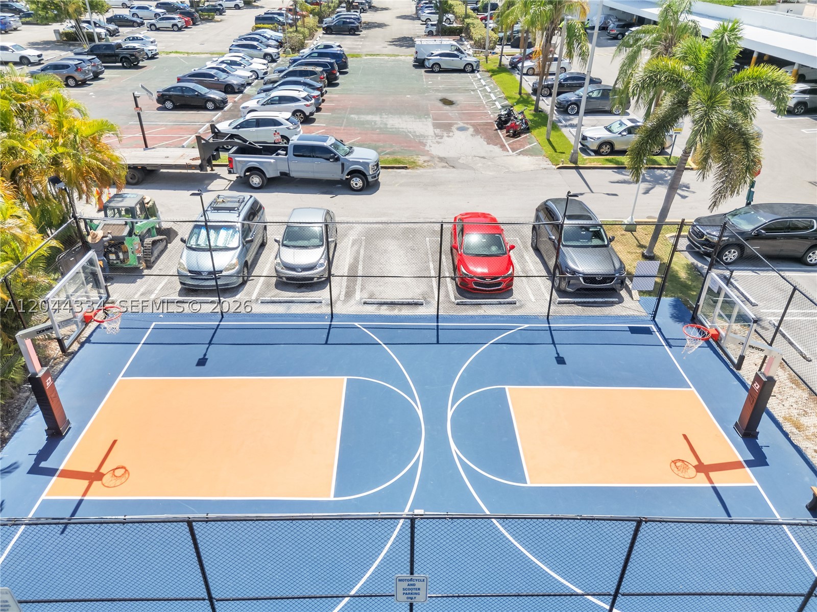 ADMIRALS PORT CONDO WEST - Residential