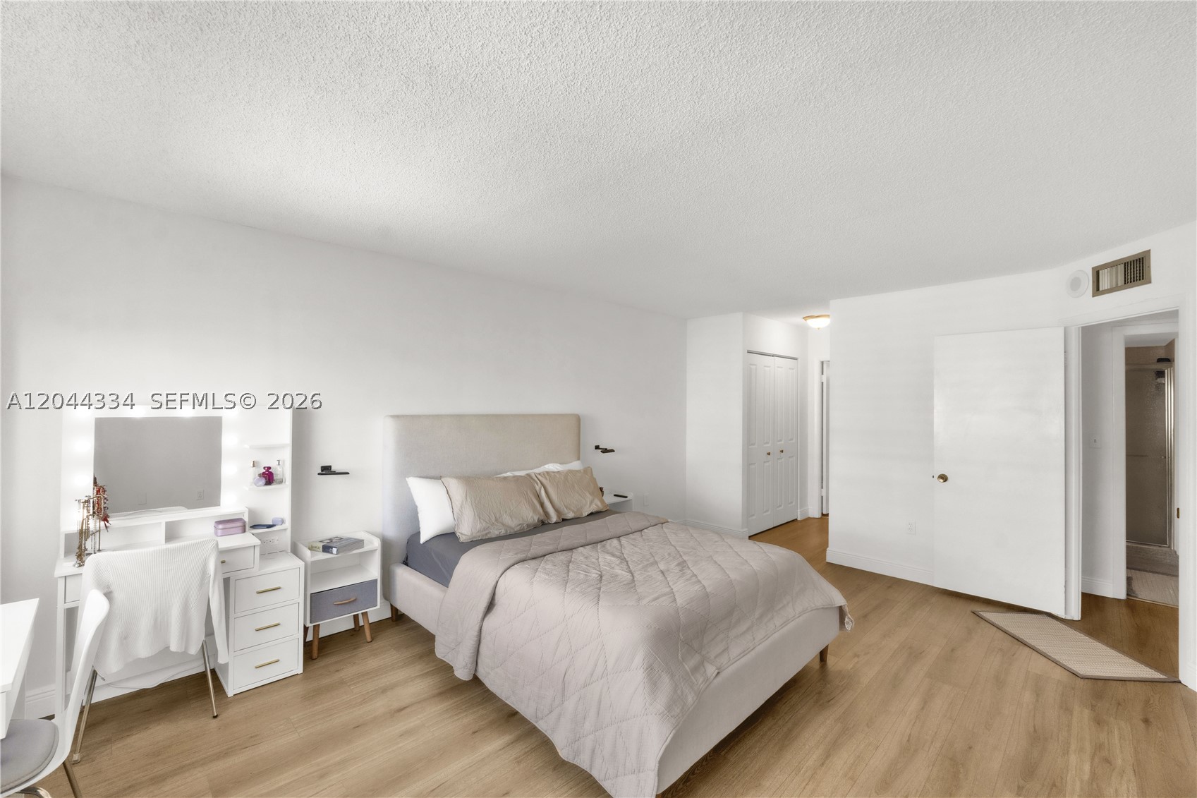 ADMIRALS PORT CONDO WEST - Residential