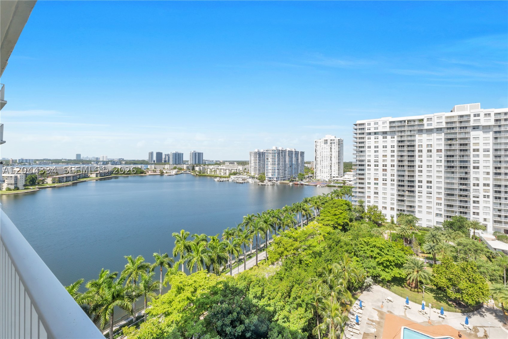 ADMIRALS PORT CONDO WEST - Residential