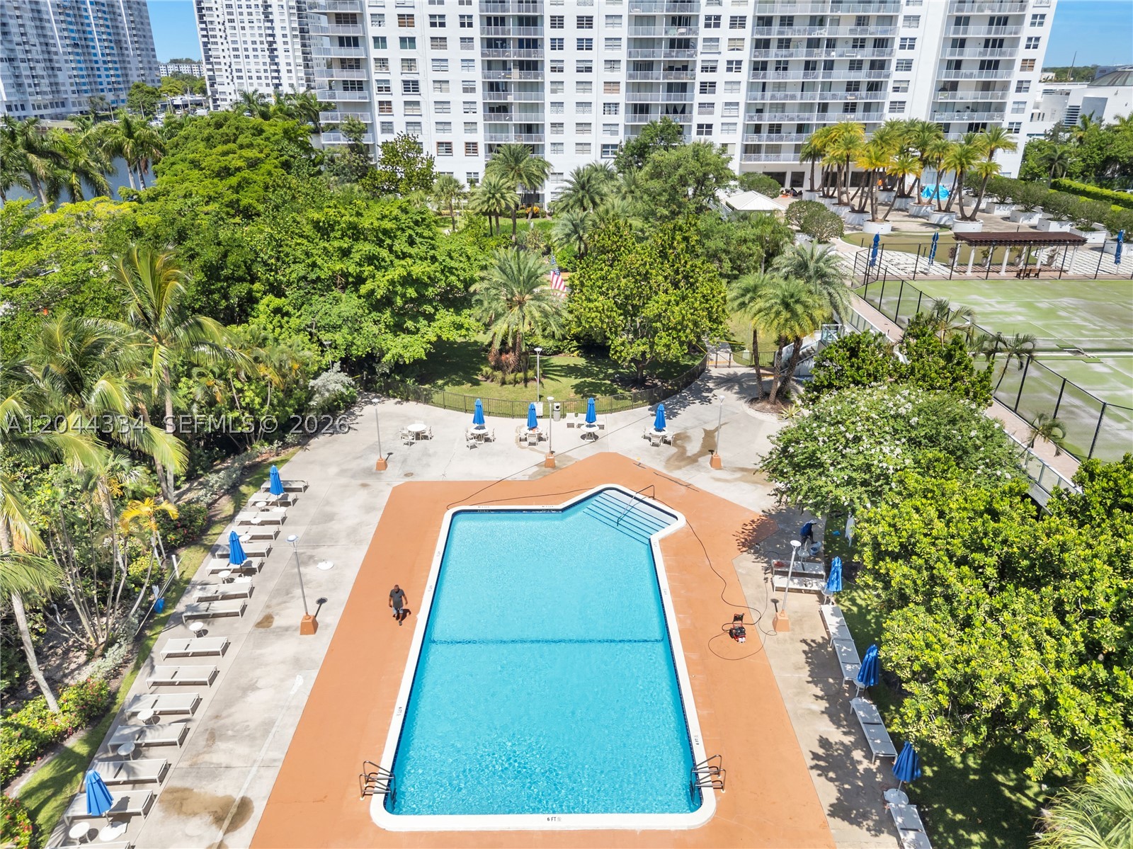 ADMIRALS PORT CONDO WEST - Residential