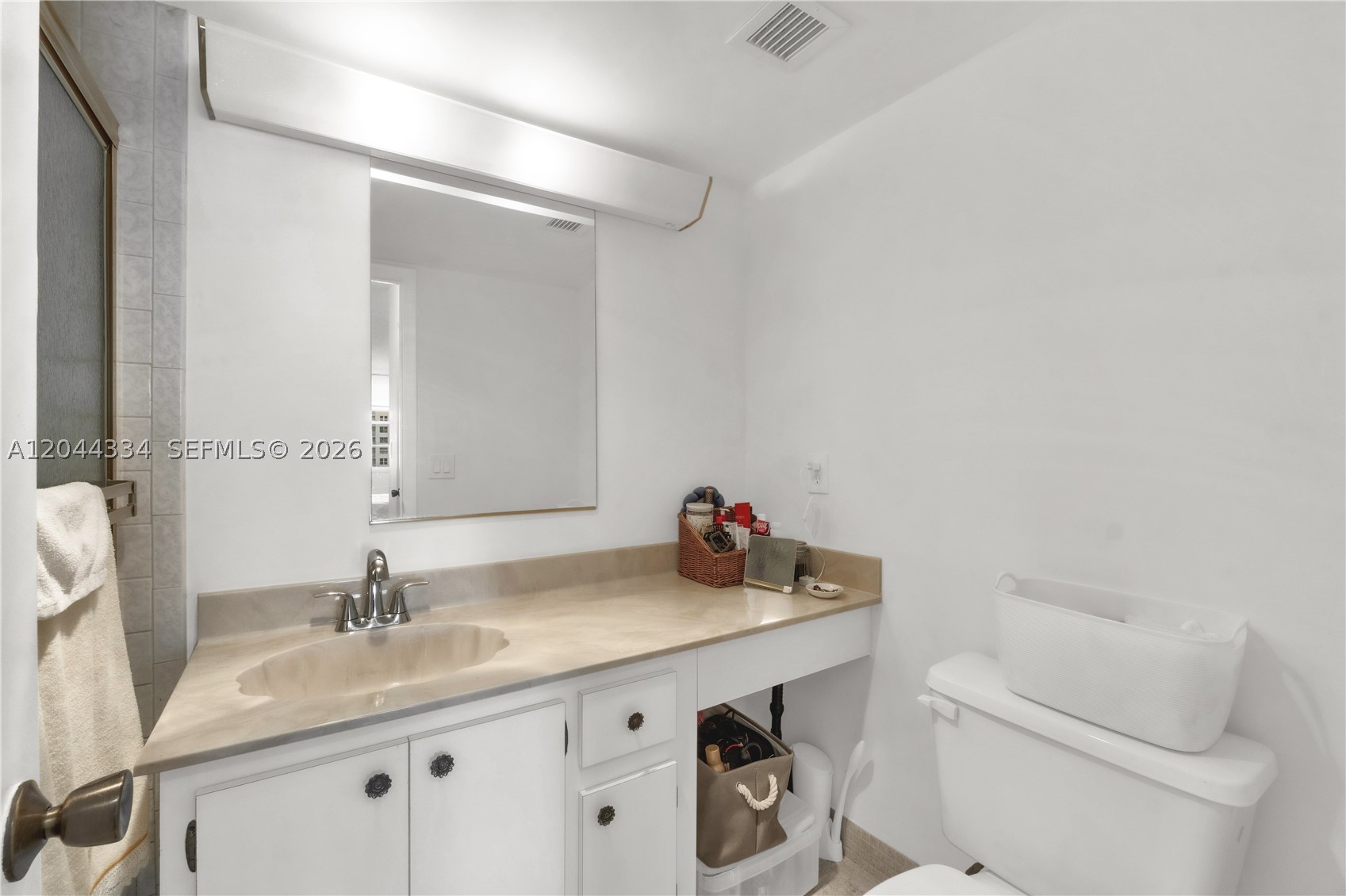 ADMIRALS PORT CONDO WEST - Residential