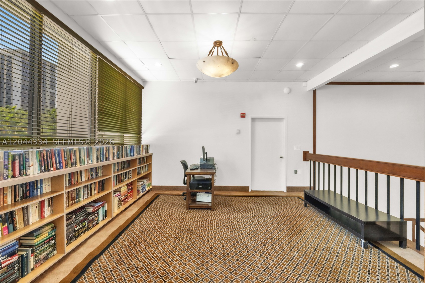 ADMIRALS PORT CONDO WEST - Residential