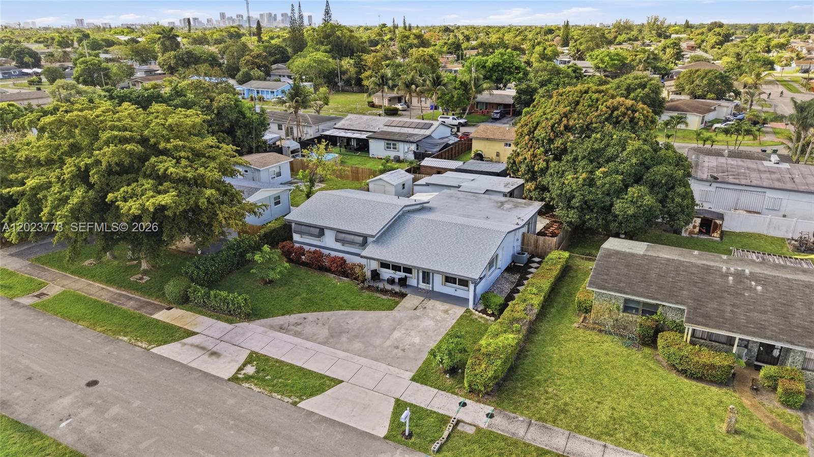 FLAMINGO VILLAGE - Residential