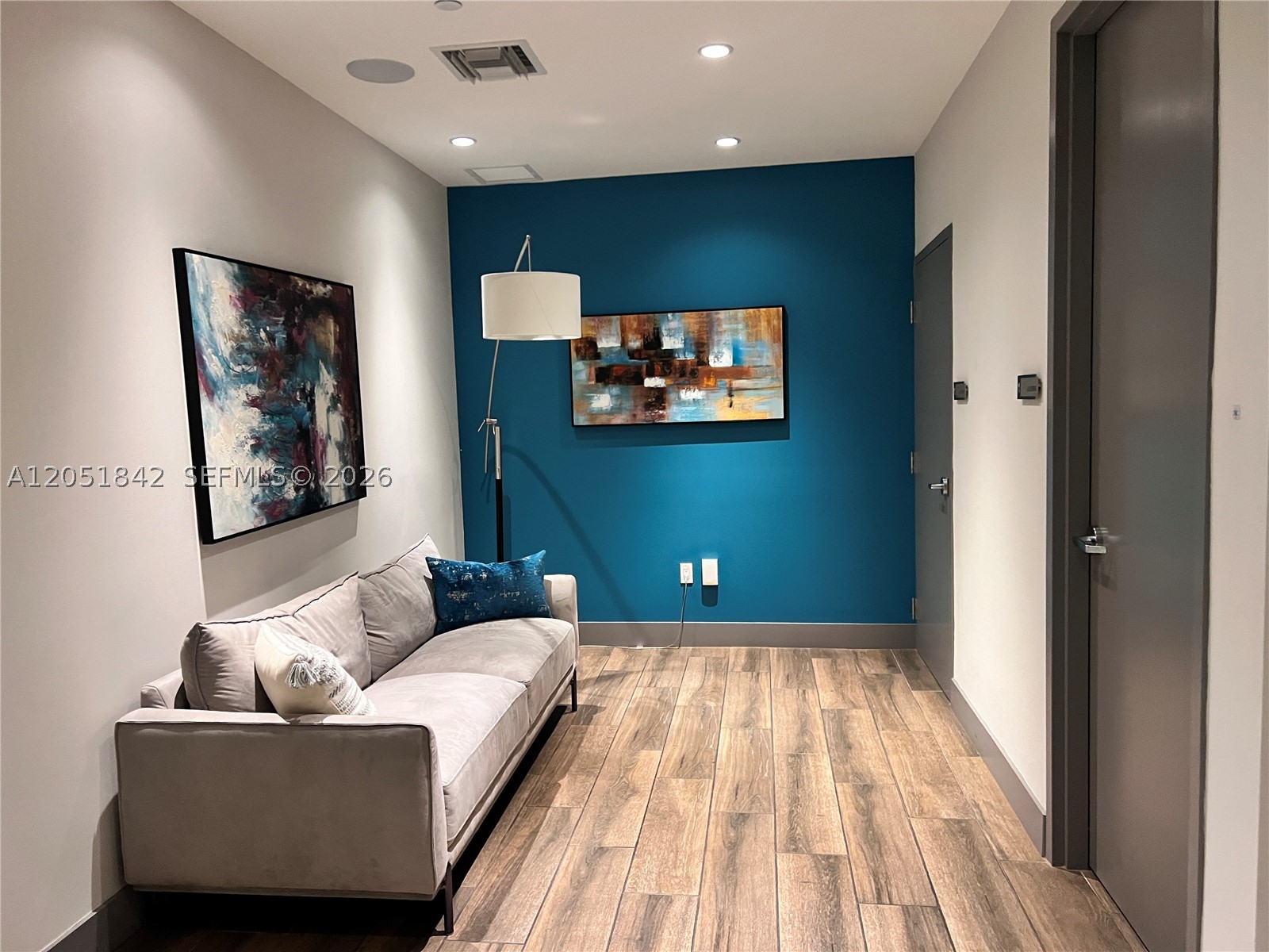 5350 PARK CONDO - Residential