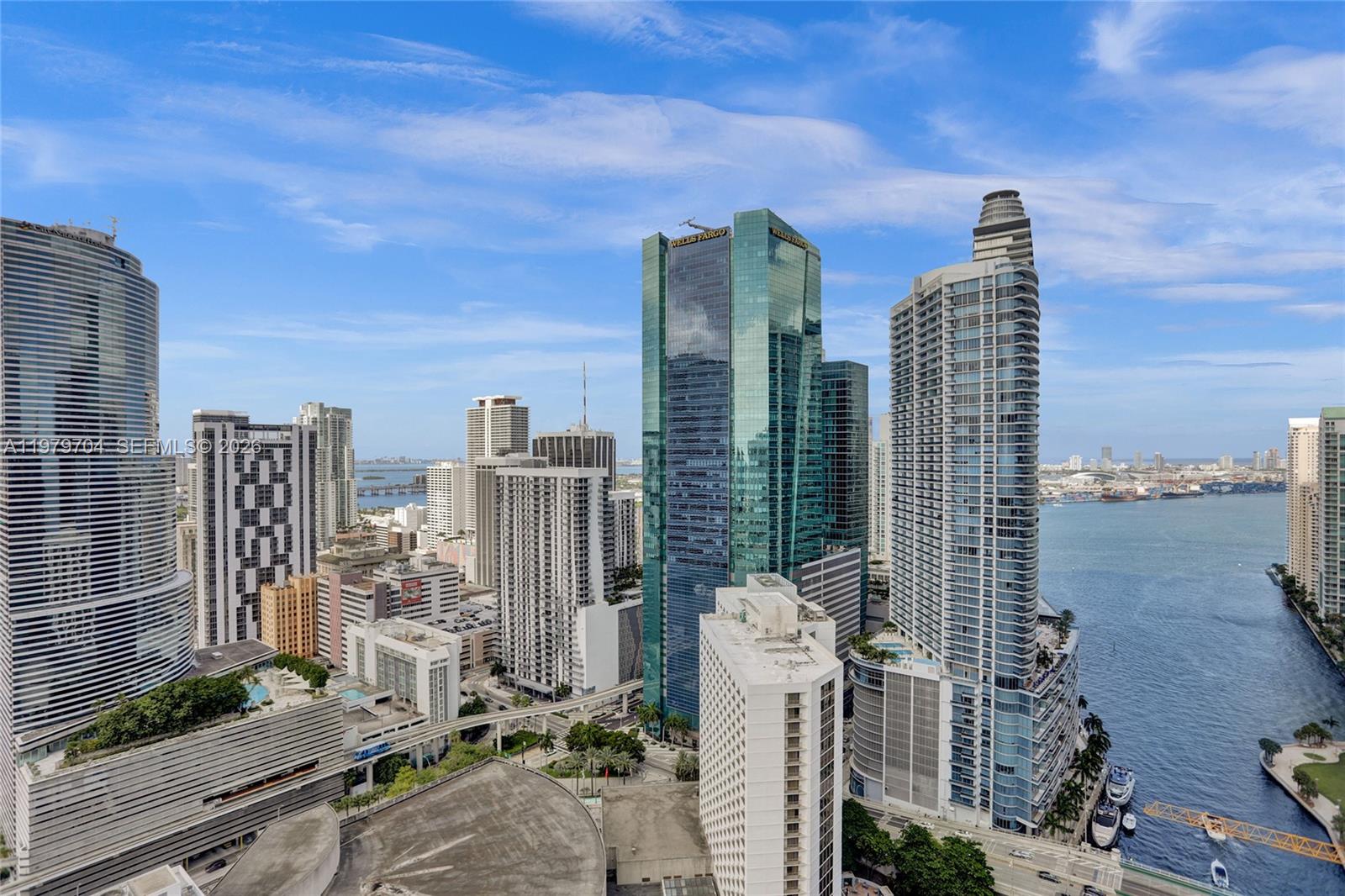 BRICKELL ON THE RIVER N T - Residential