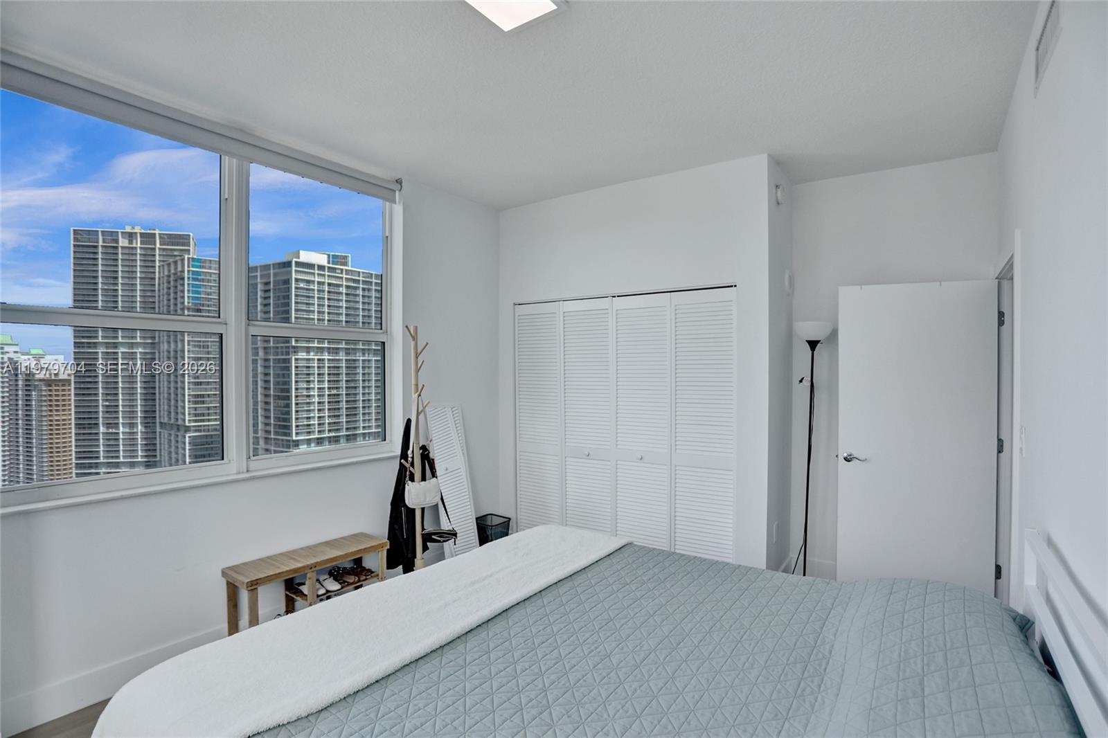 BRICKELL ON THE RIVER N T - Residential