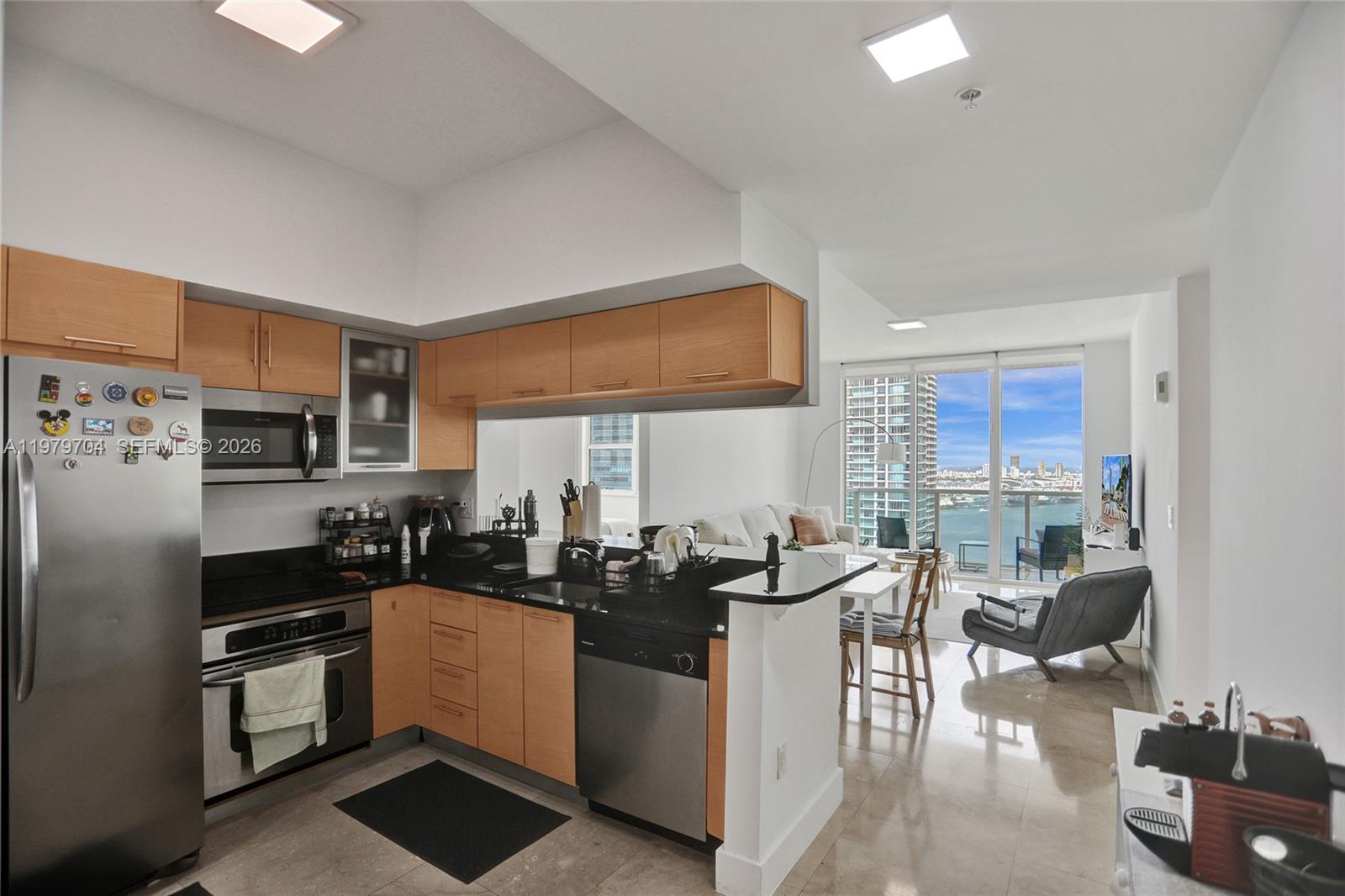 BRICKELL ON THE RIVER N T - Residential