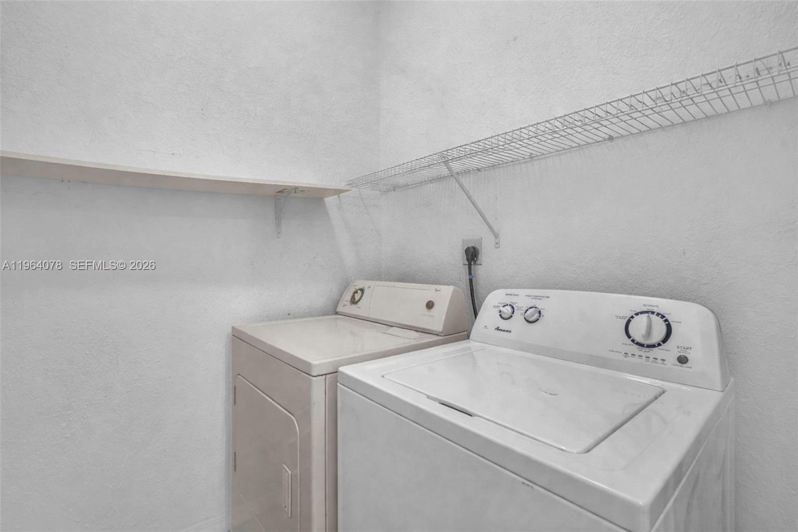 Escada - Residential