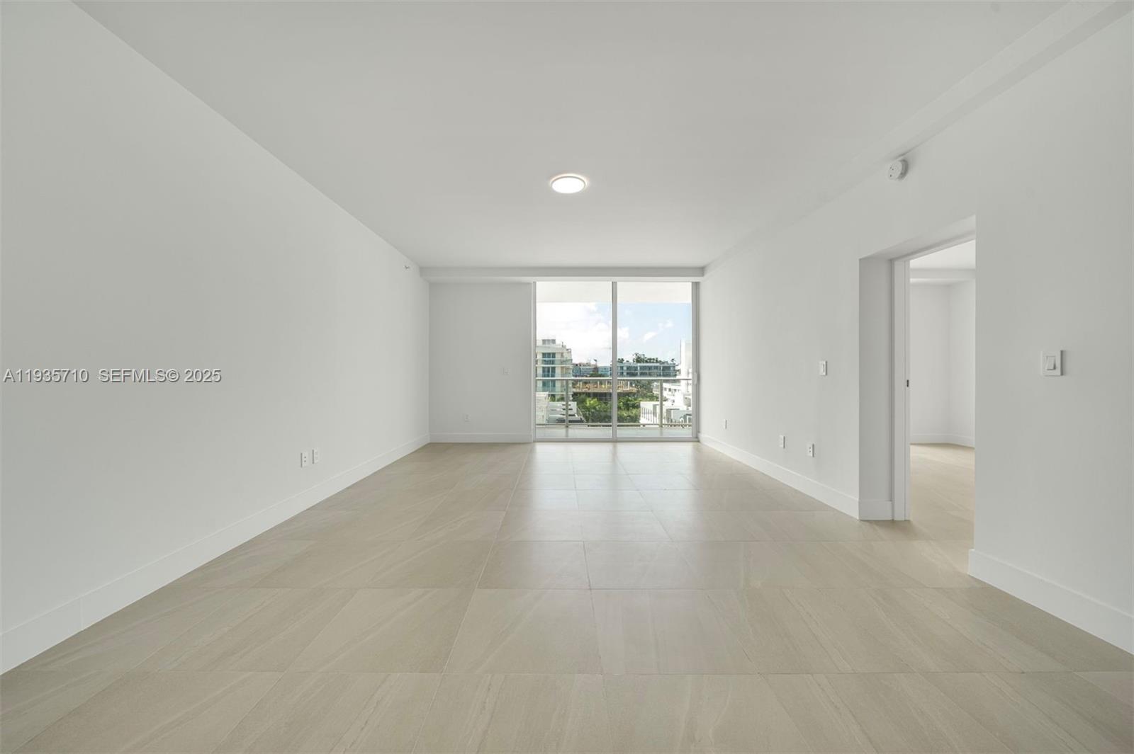 LE JARDIN HOUSE CONDO - Residential