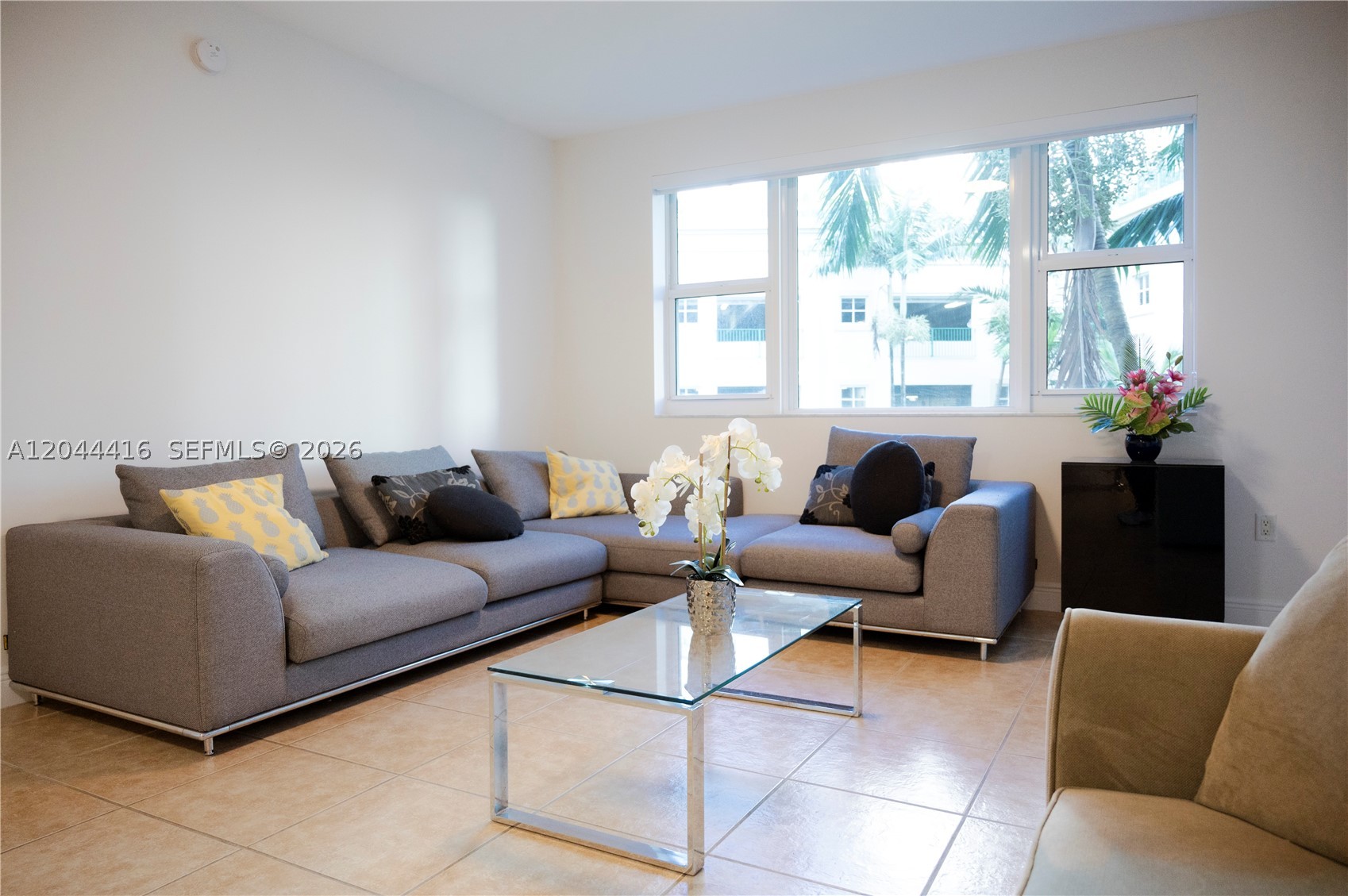 TURNBERRY VILLAGE SO TOWE - Residential Lease