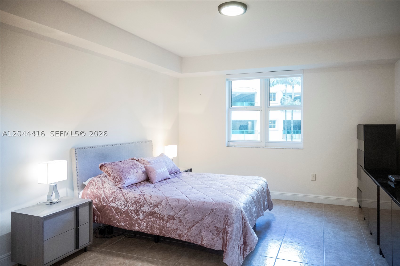 TURNBERRY VILLAGE SO TOWE - Residential Lease