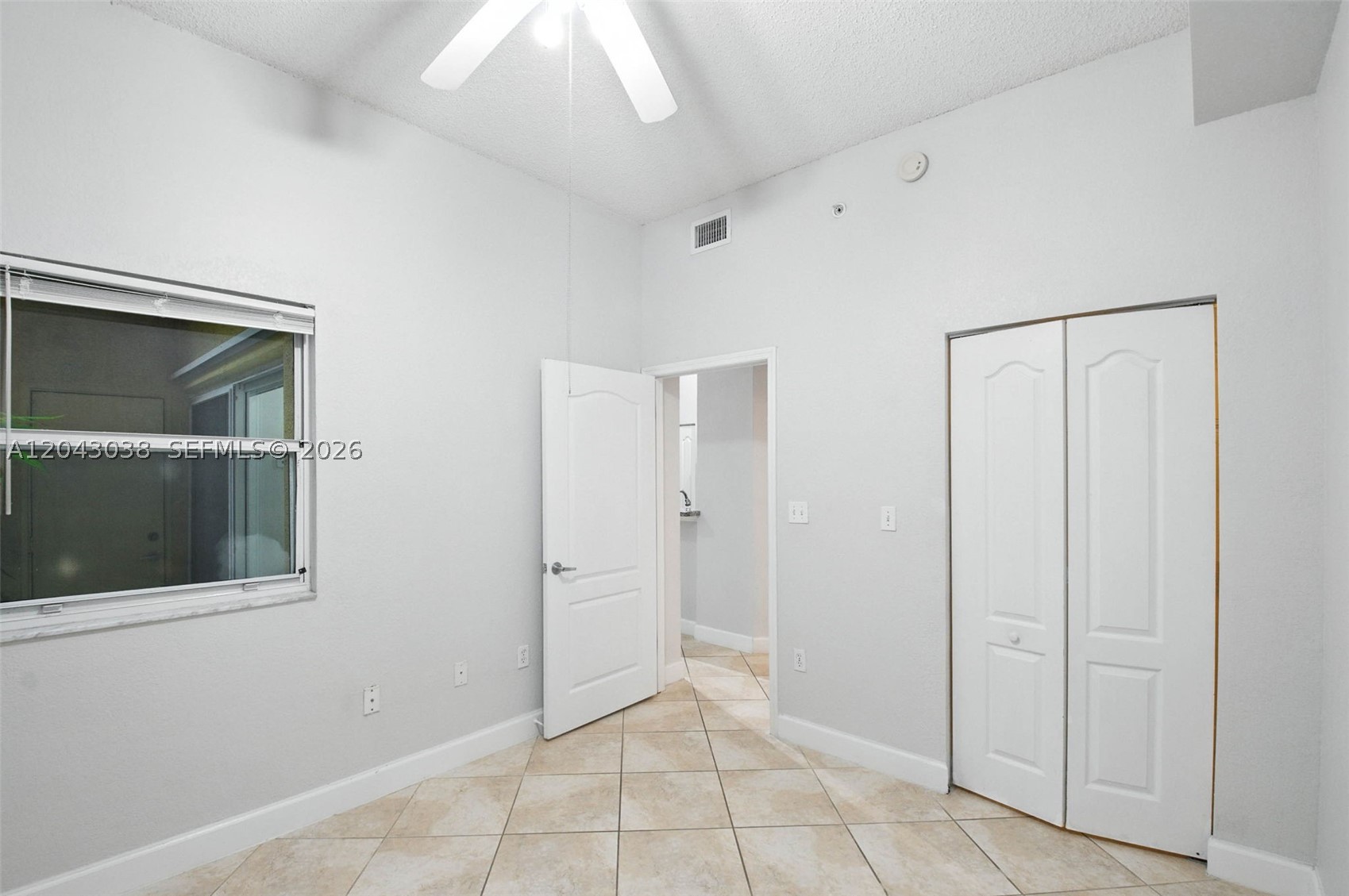 VALENCIA CONDO - Residential Lease