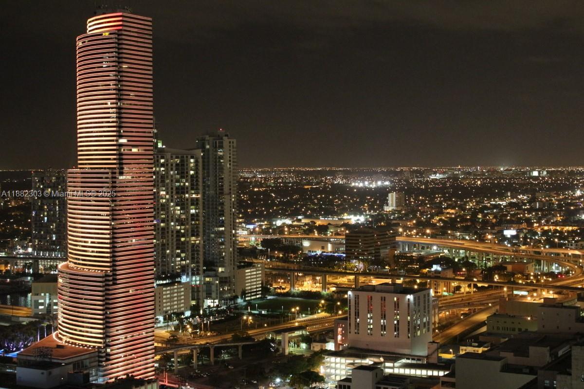 50 BISCAYNE CONDO - Residential Lease