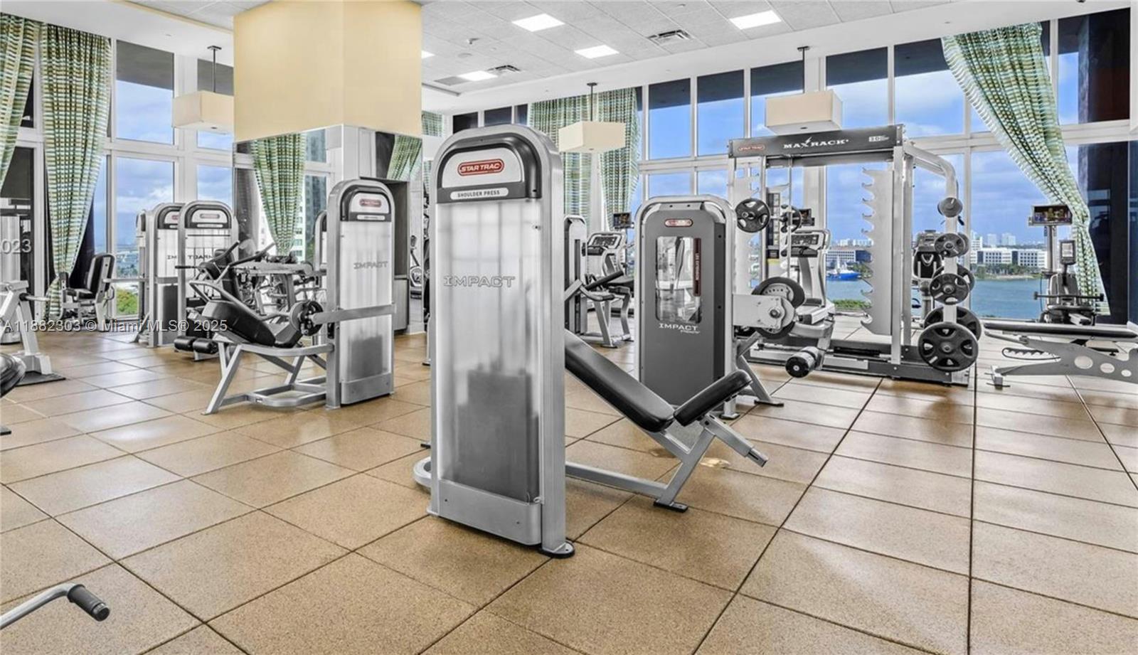 50 BISCAYNE CONDO - Residential Lease