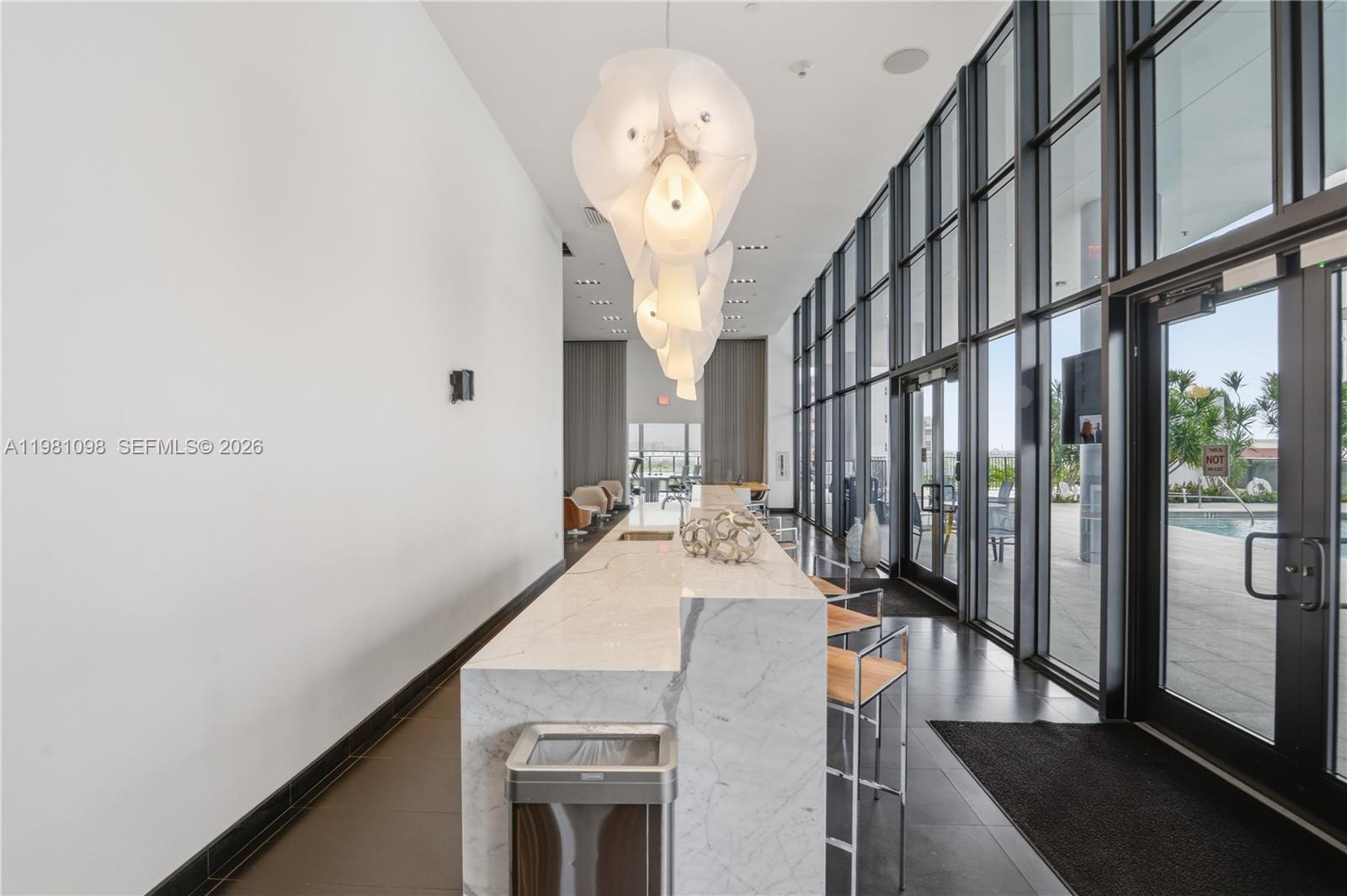 CANVAS CONDO - Residential