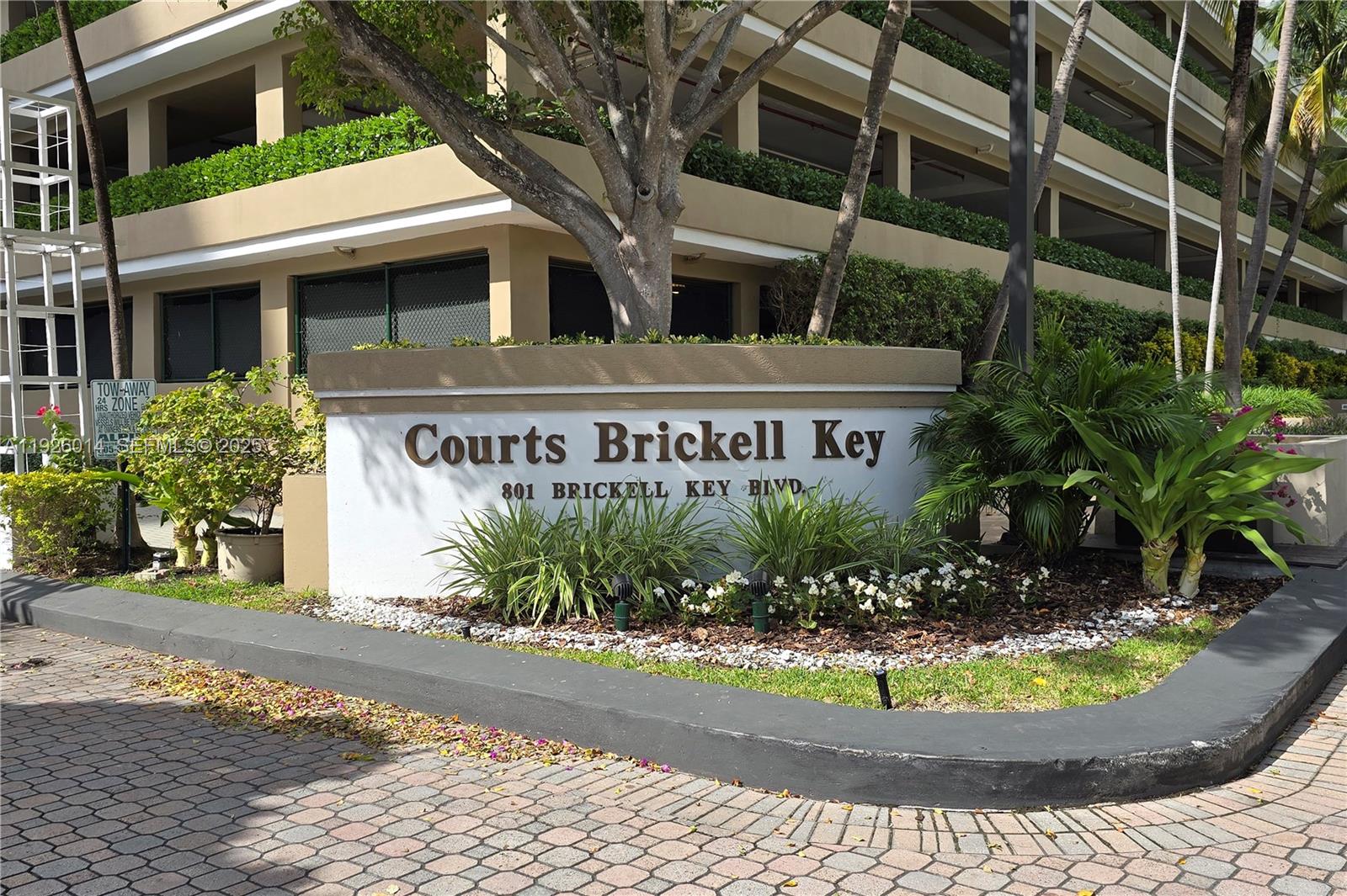 COURTS BRICKELL KEY CONDO - Residential Lease