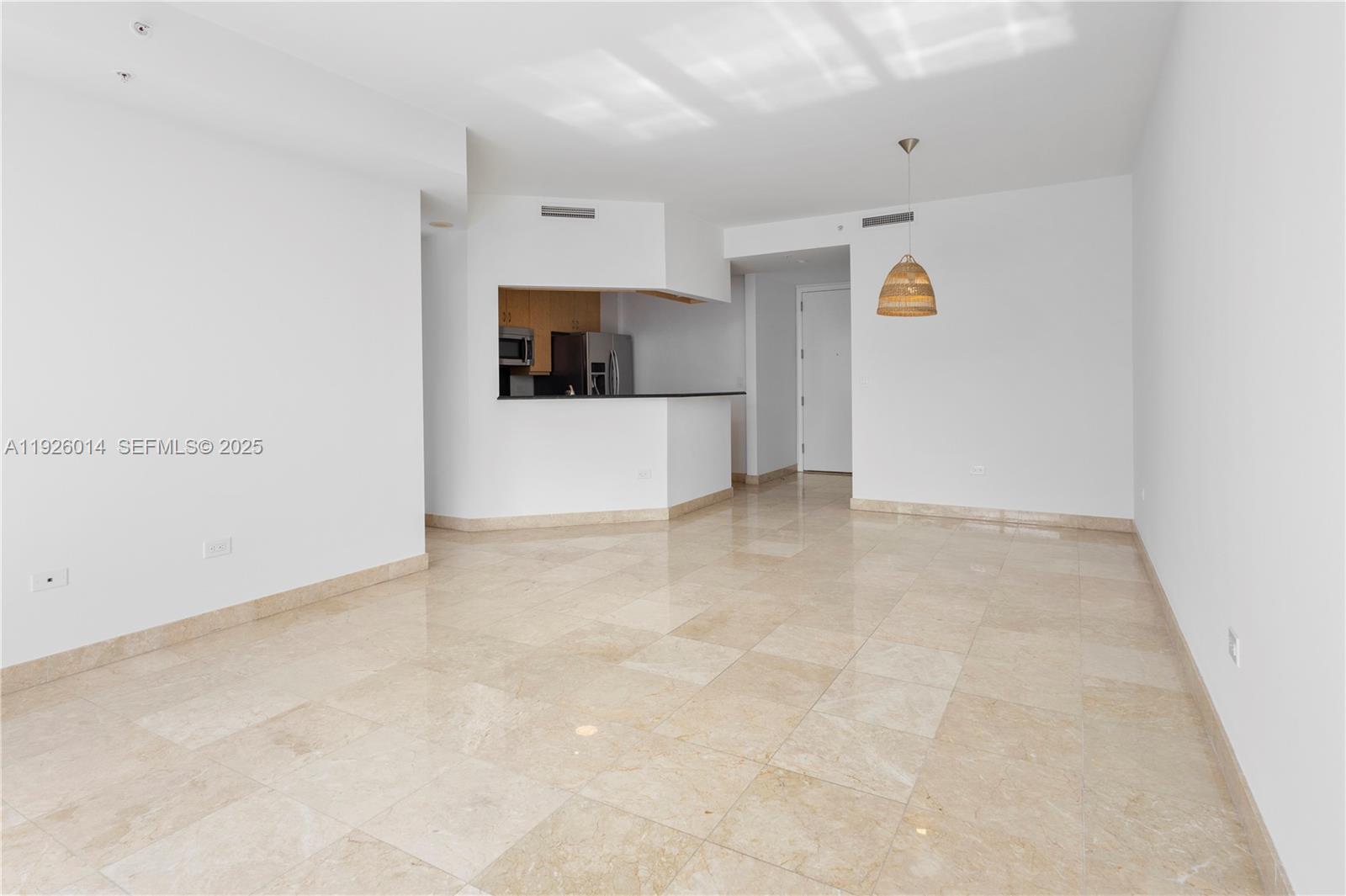 COURTS BRICKELL KEY CONDO - Residential Lease