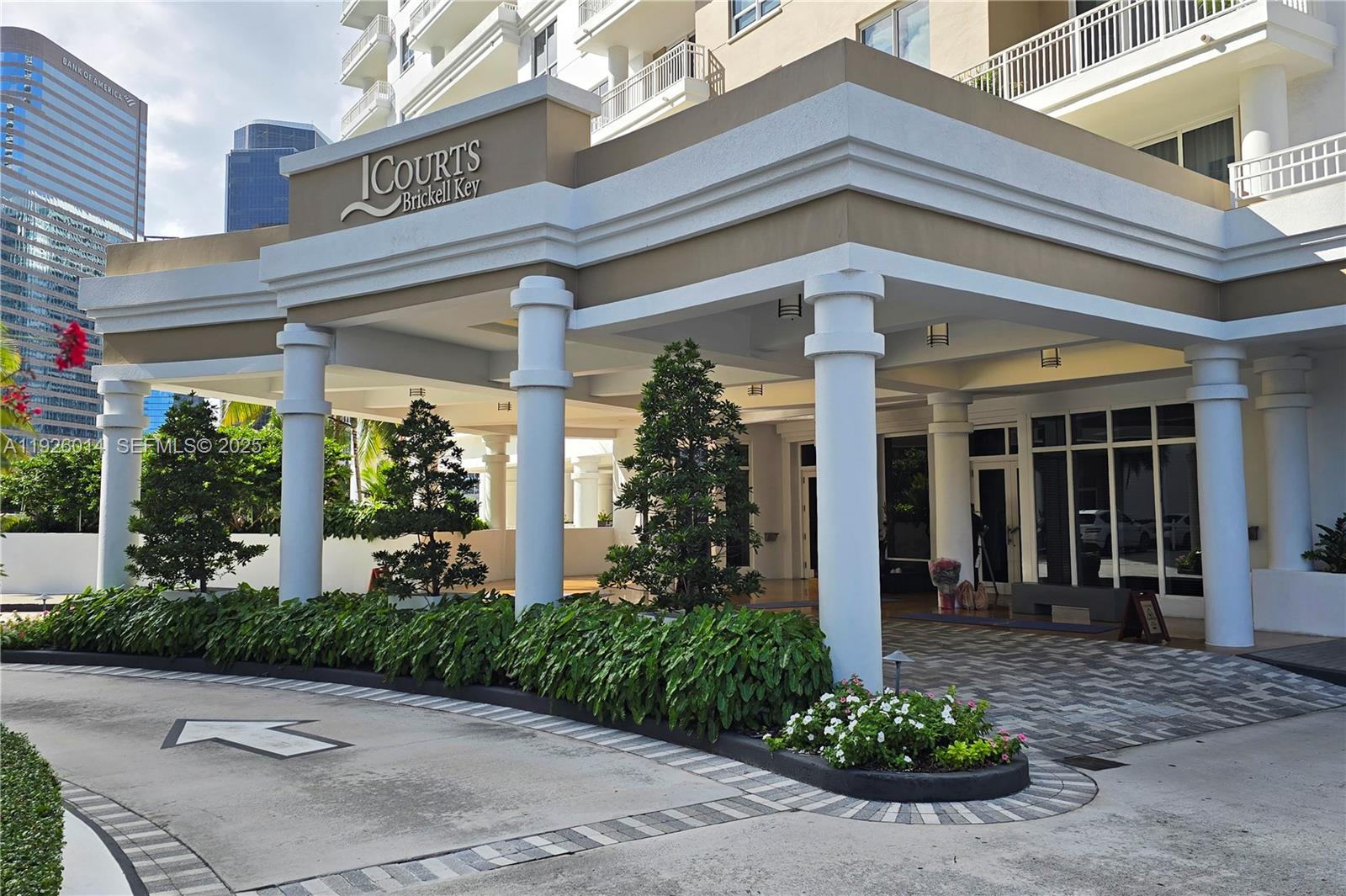 COURTS BRICKELL KEY CONDO - Residential Lease