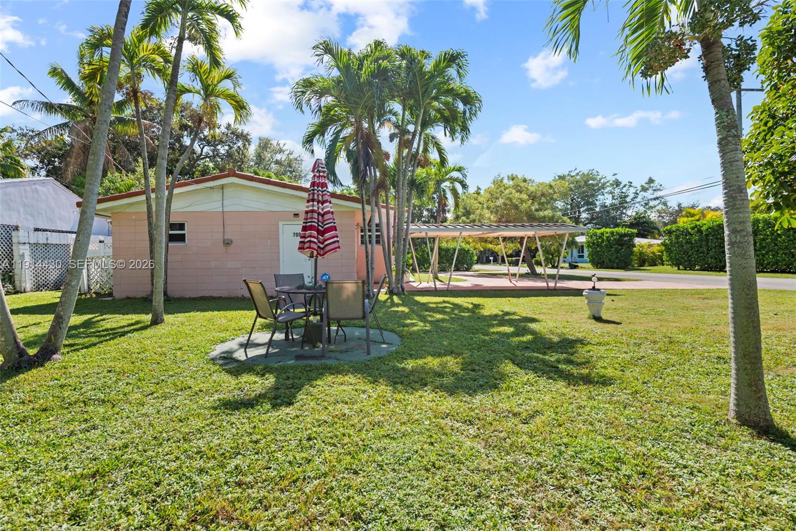 GRIFFING BISCAYNE PARK ES - Residential