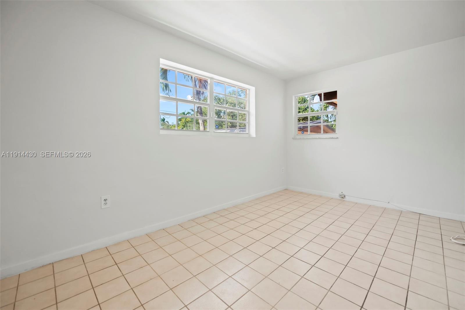 GRIFFING BISCAYNE PARK ES - Residential