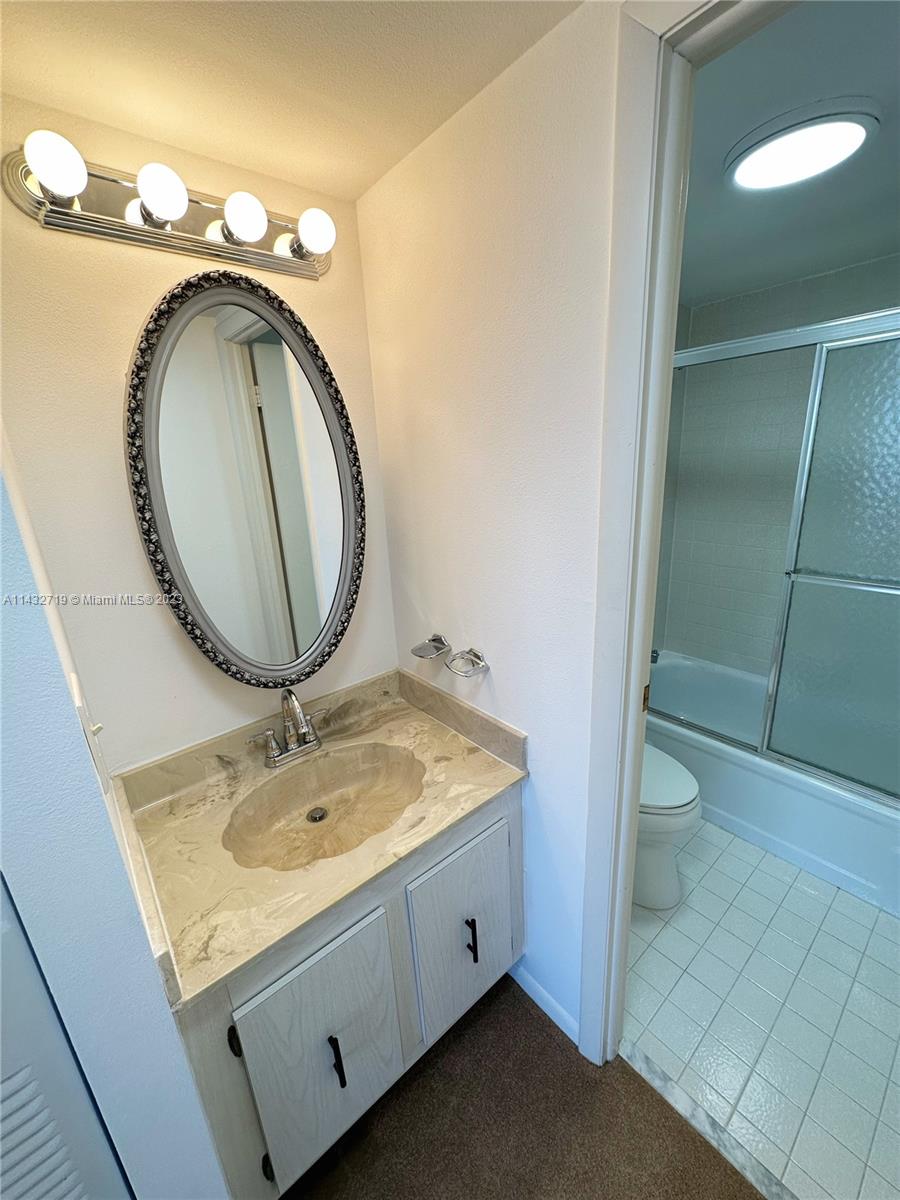 OLYMPUS CONDO PHASE - Residential Lease